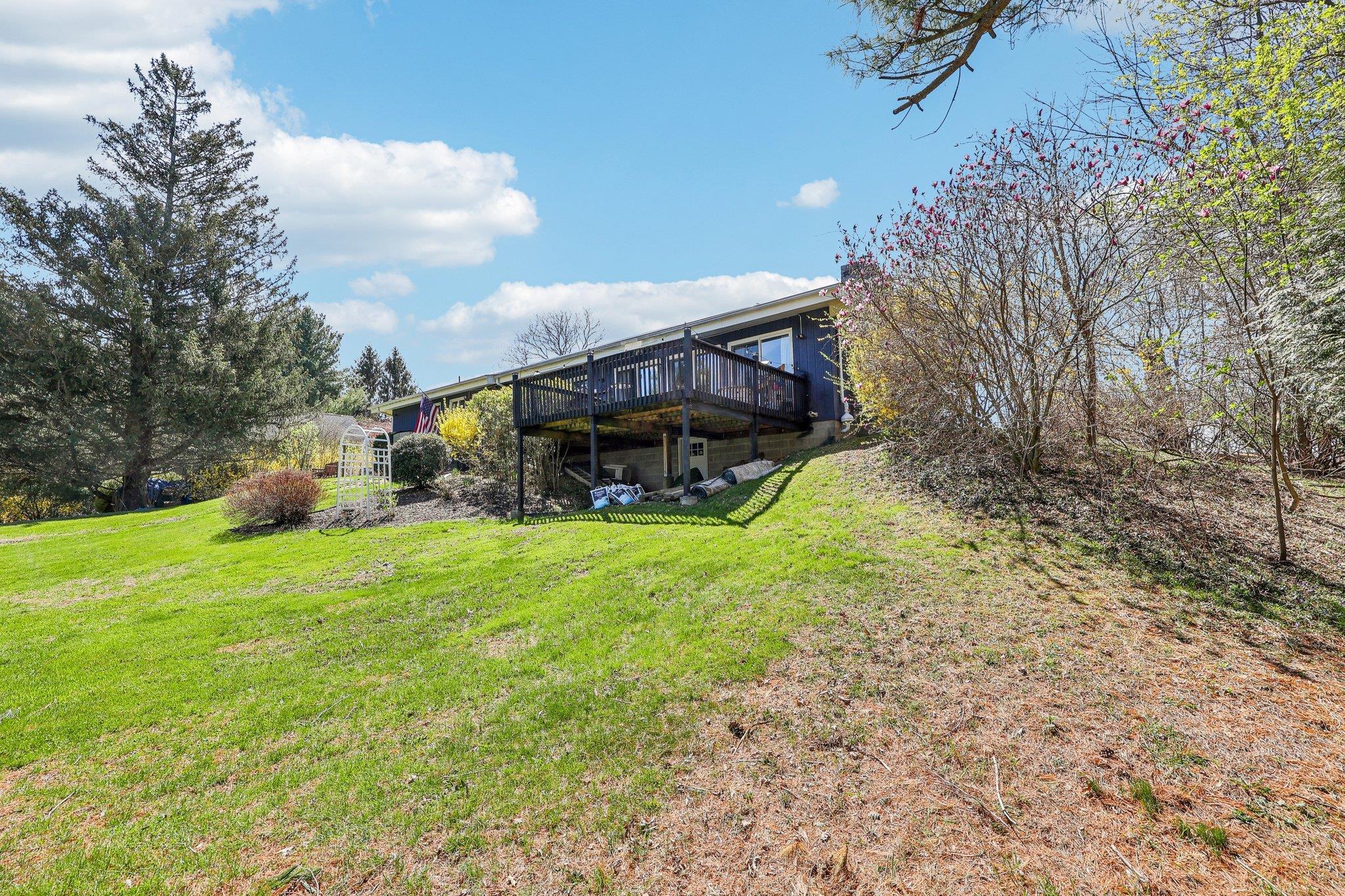 Single Family White  Orange County, NY 12566, MLS-852396-42