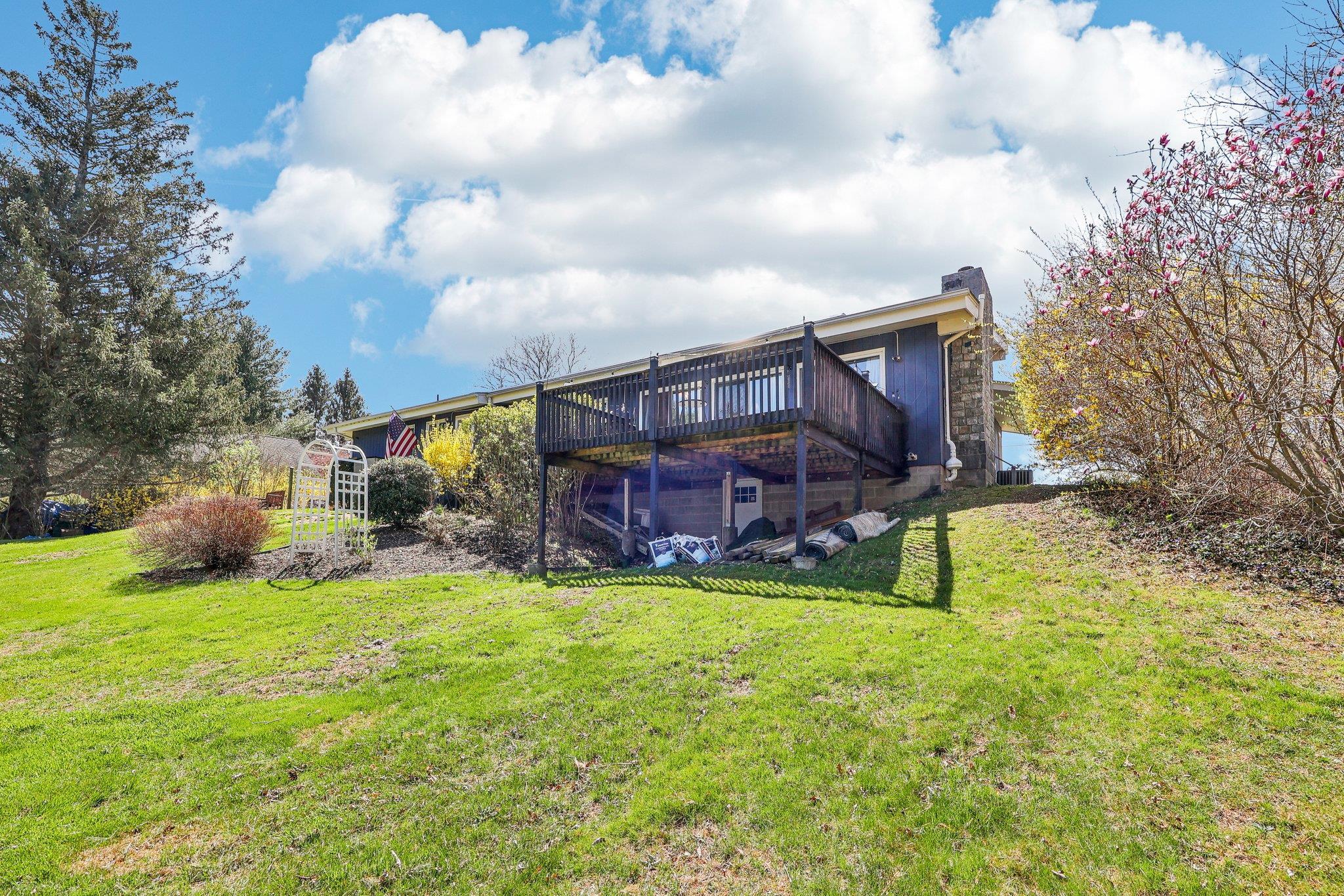 Single Family White  Orange County, NY 12566, MLS-852396-43