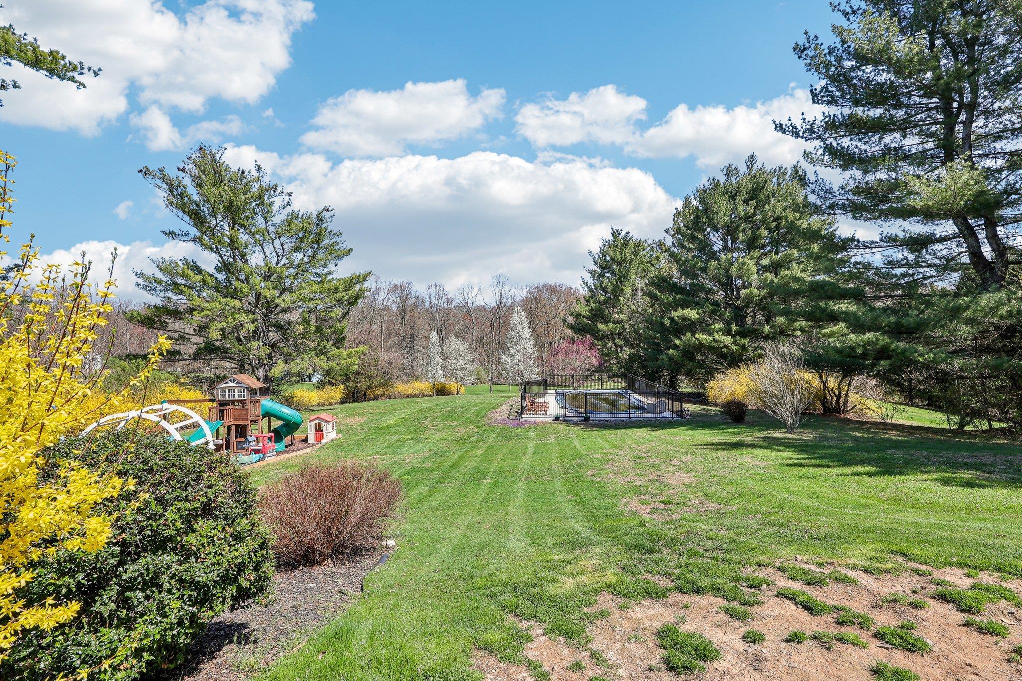 Single Family White  Orange County, NY 12566, MLS-852396-44