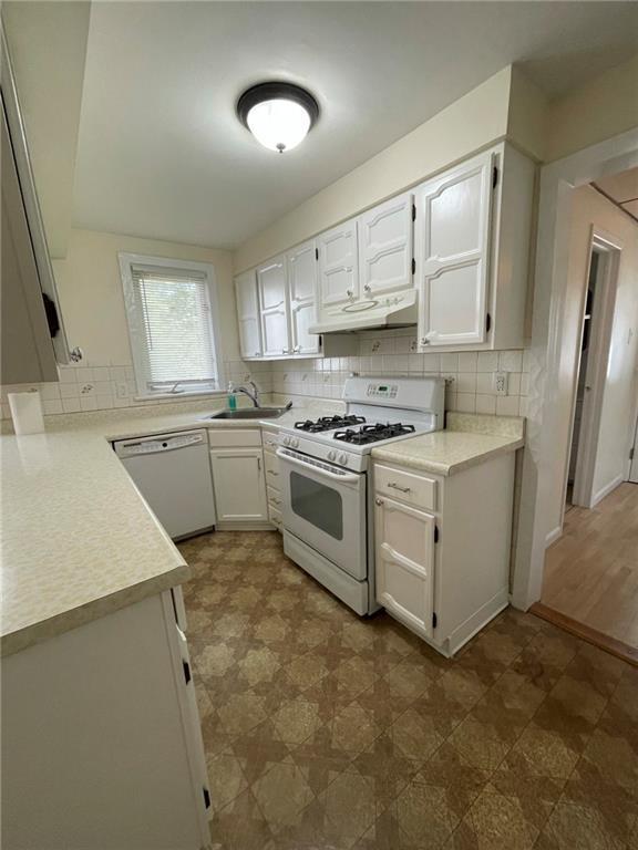 Single Family Benson  Rockland County, NY 10993, MLS-852399-13