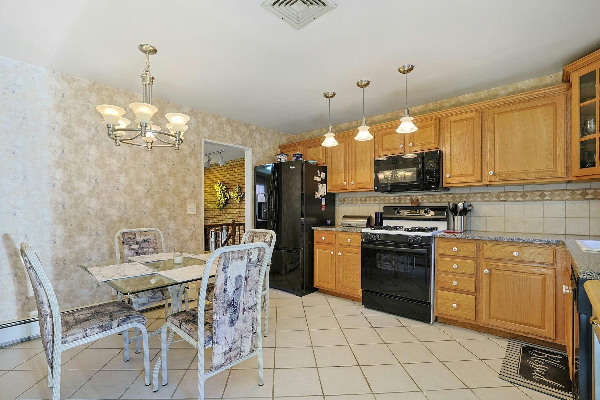 Single Family Aura  Rockland County, NY 10989, MLS-852417-12