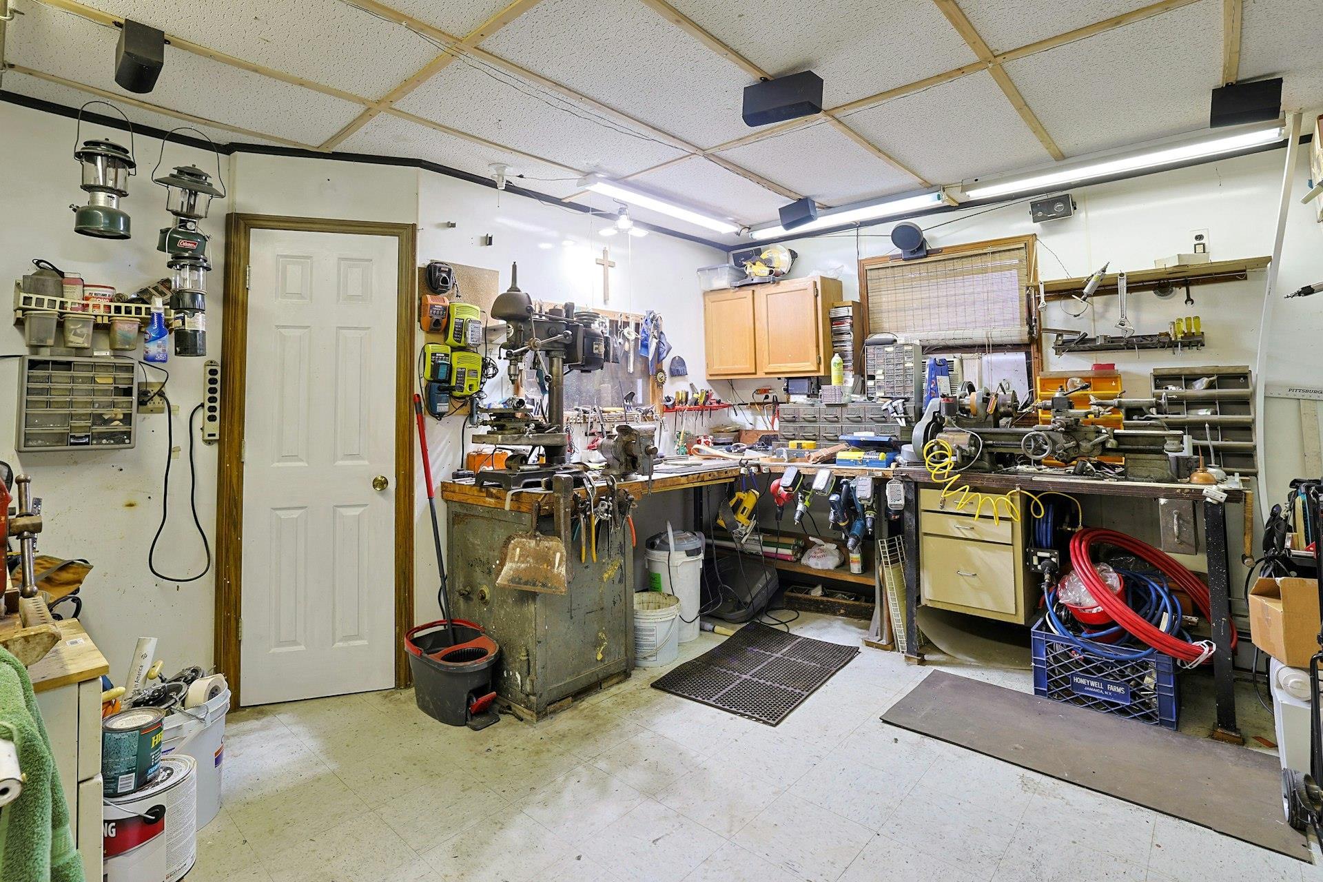 Single Family Aura  Rockland County, NY 10989, MLS-852417-28