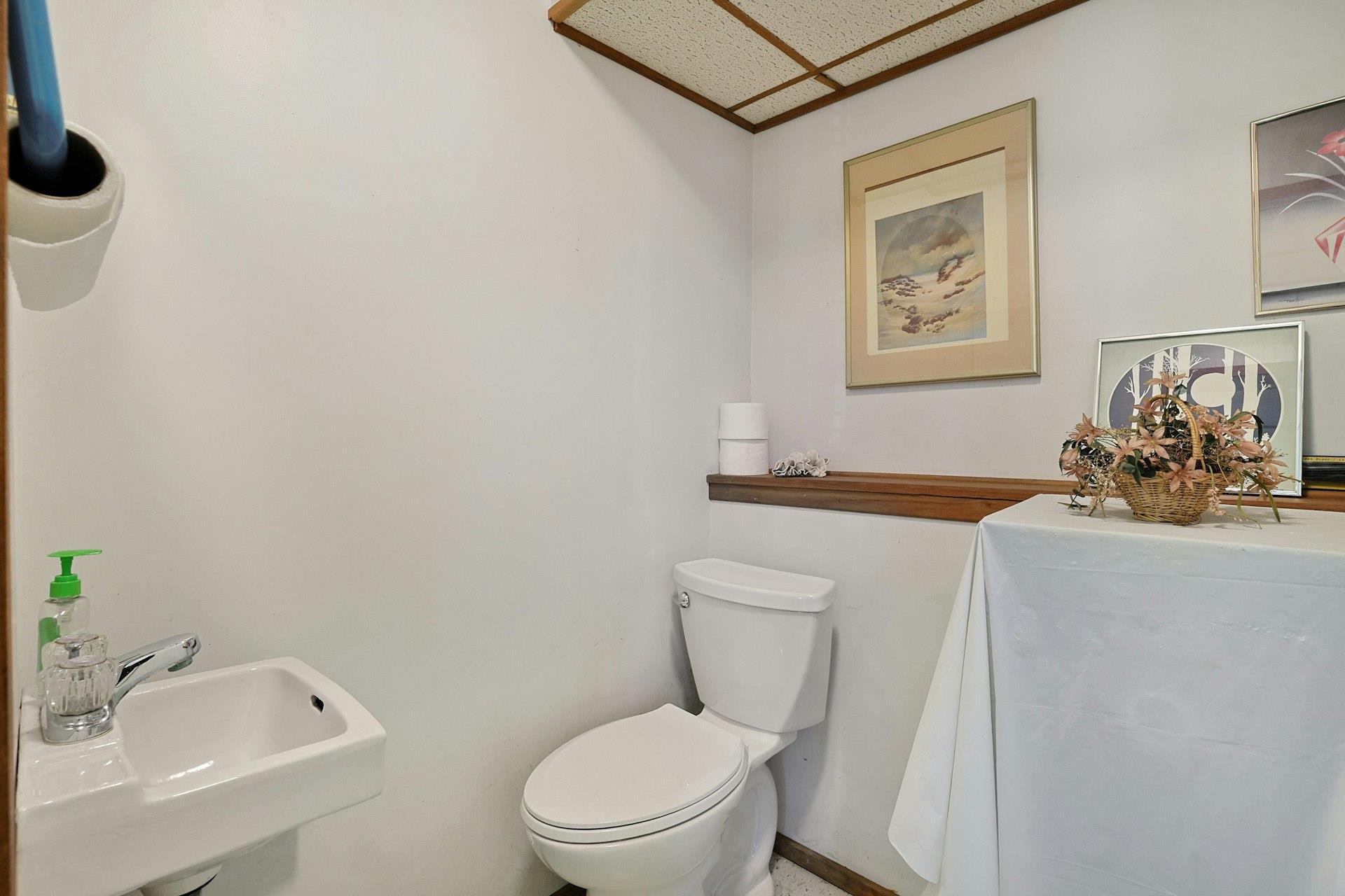 Single Family Aura  Rockland County, NY 10989, MLS-852417-29