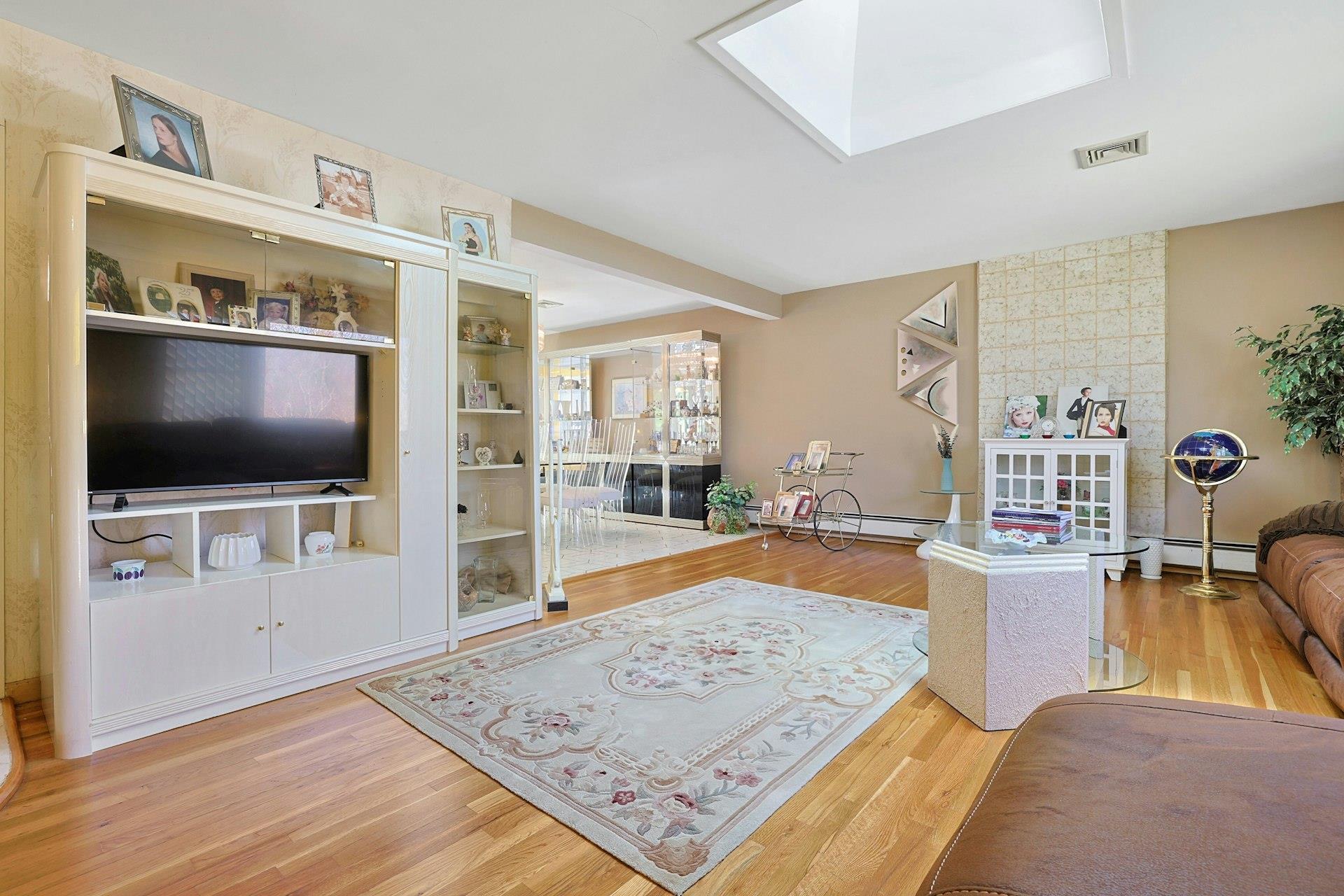 Single Family Aura  Rockland County, NY 10989, MLS-852417-3