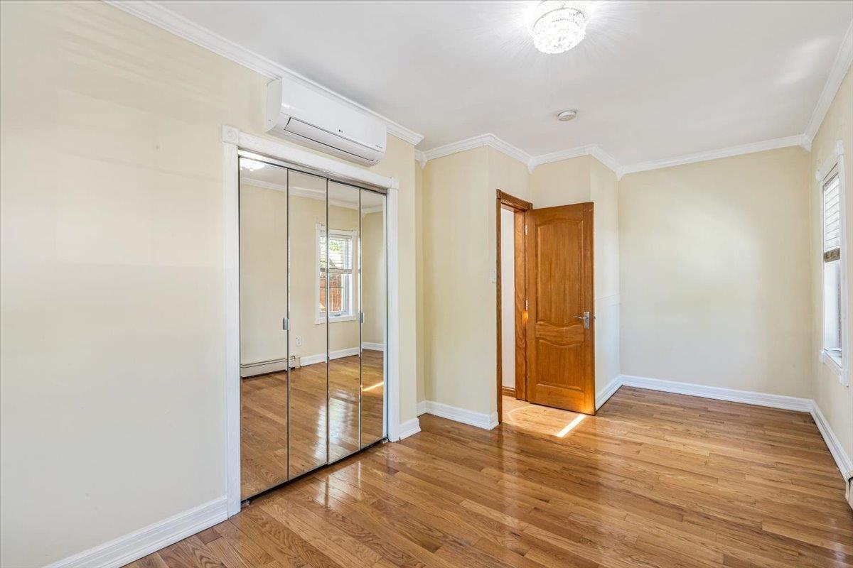 Single Family 48th  Queens, NY 11105, MLS-852422-16