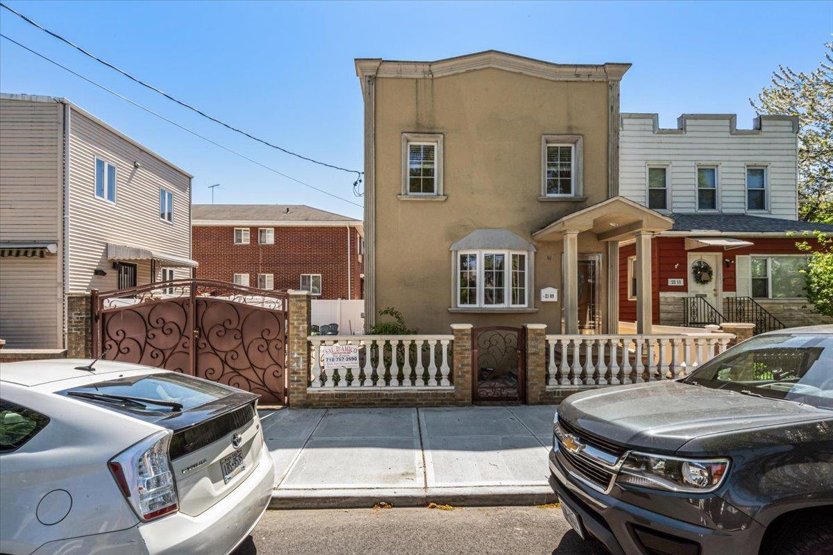 Single Family 48th  Queens, NY 11105, MLS-852422-27