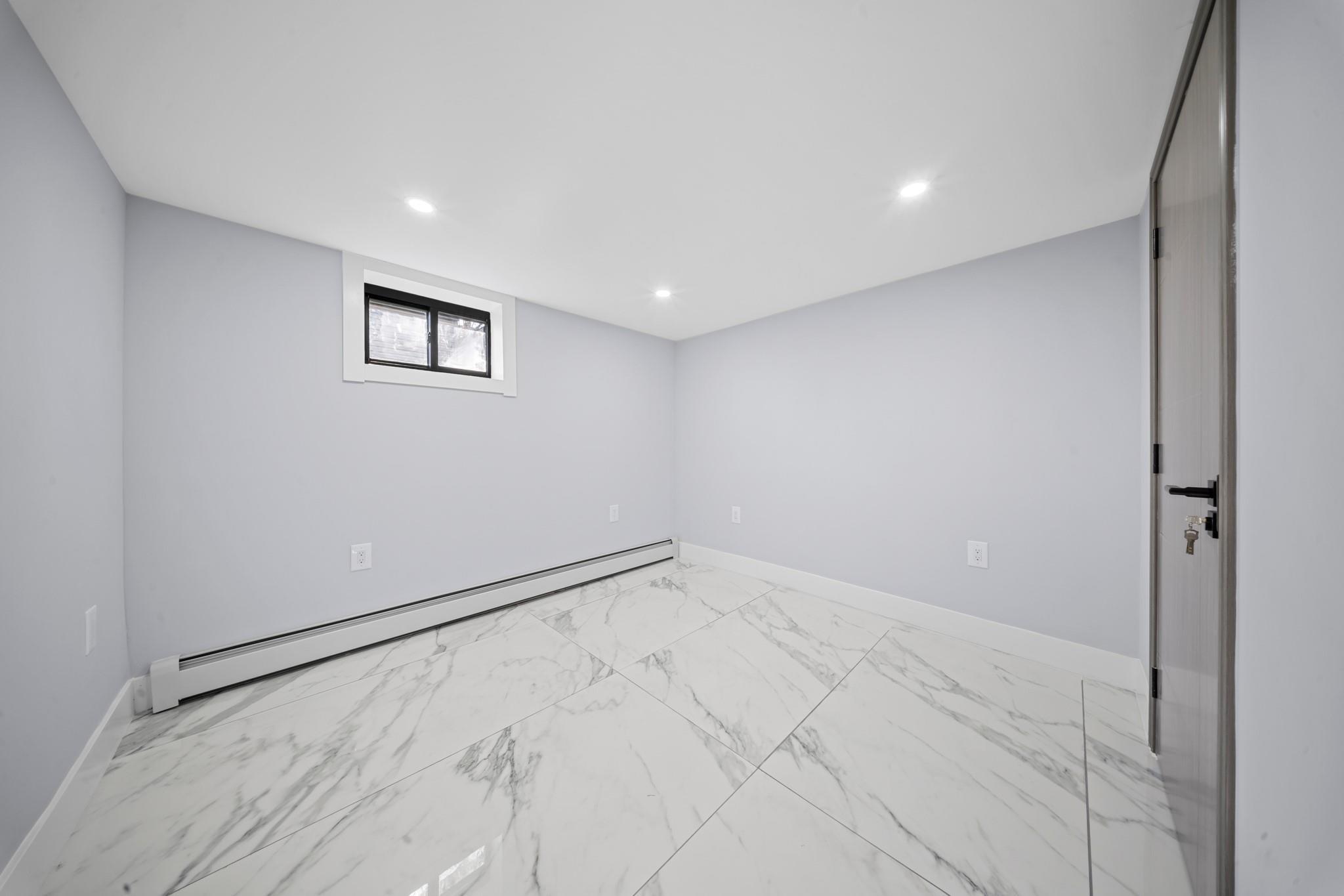 Single Family 198th  Queens, NY 11412, MLS-852423-15