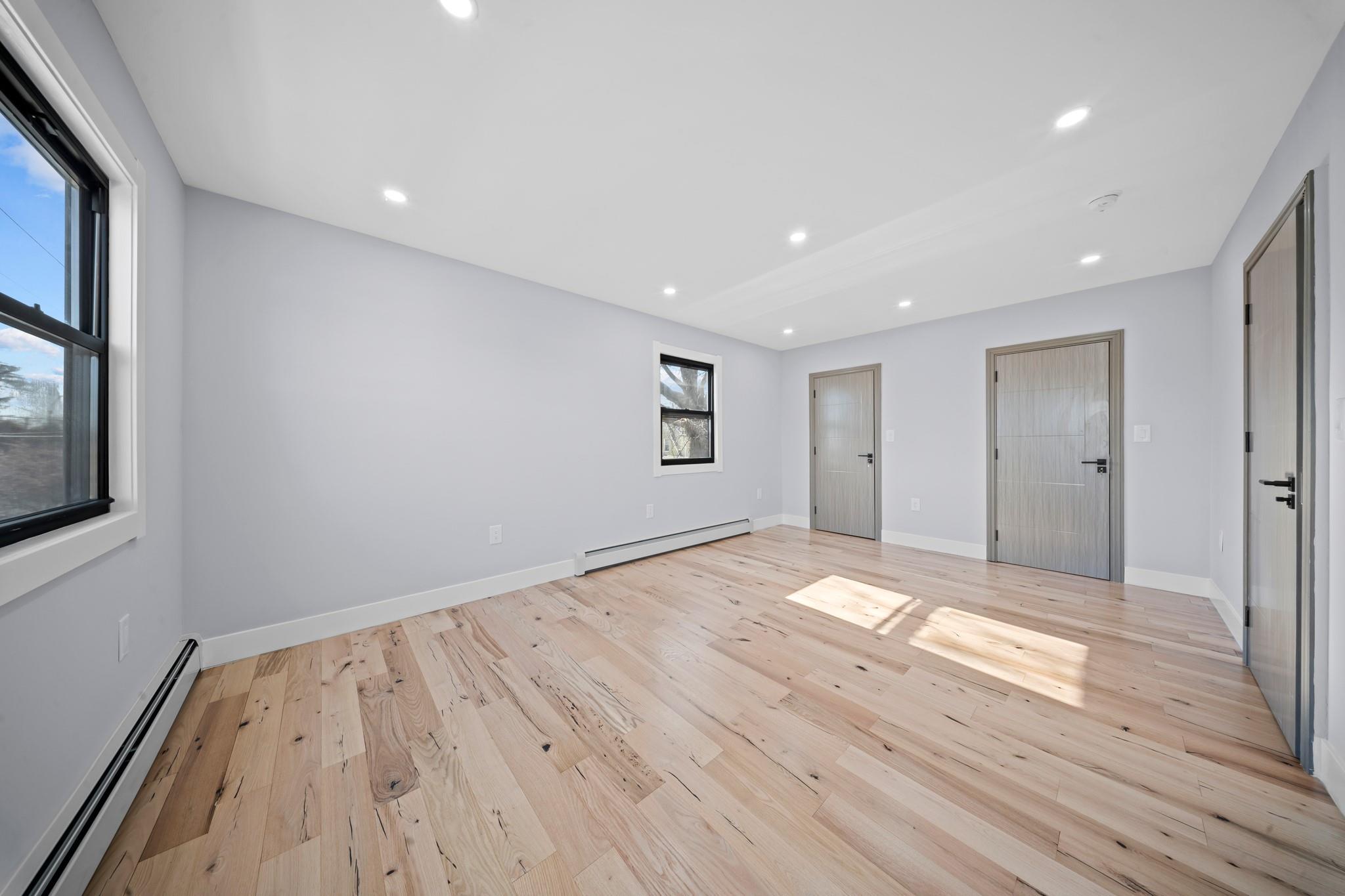 Single Family 198th  Queens, NY 11412, MLS-852423-8