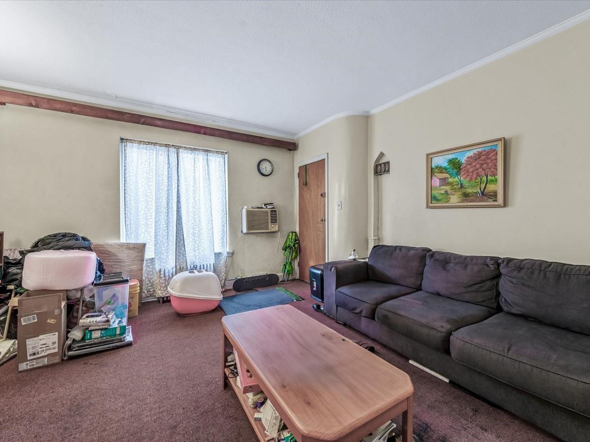 Single Family 26th  Queens, NY 11105, MLS-852424-13