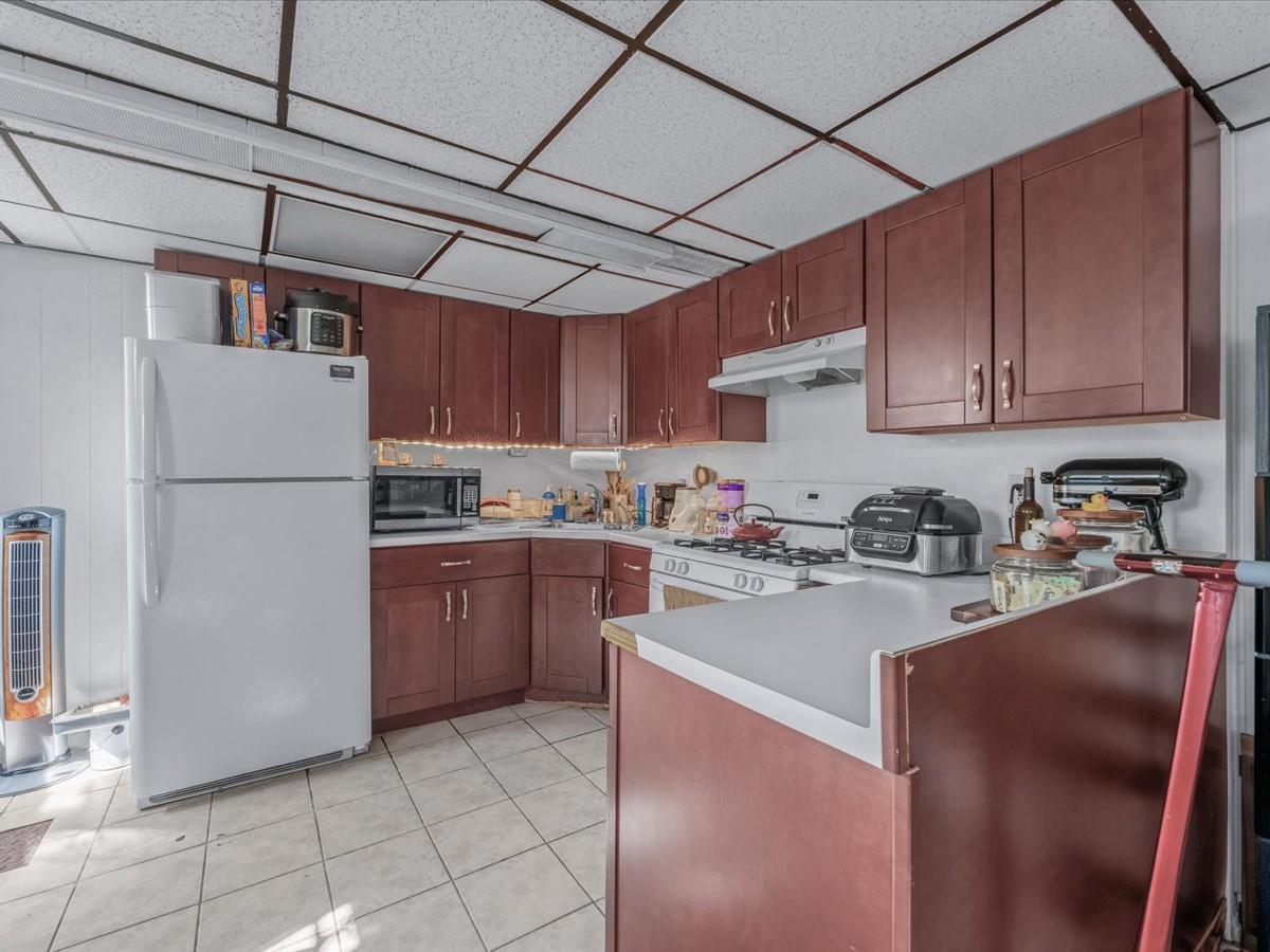 Single Family 26th  Queens, NY 11105, MLS-852424-20