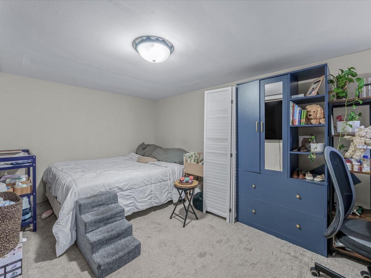 Single Family 26th  Queens, NY 11105, MLS-852424-22