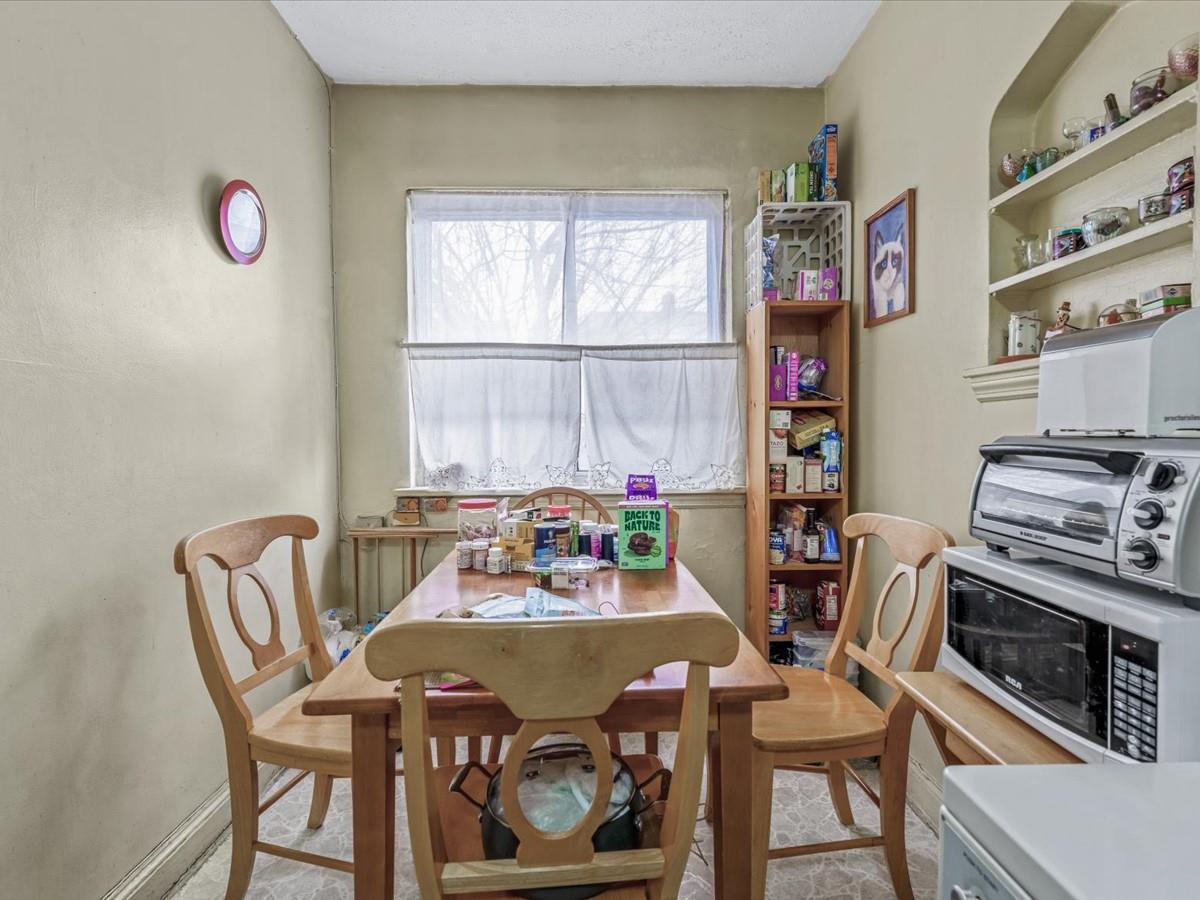 Single Family 26th  Queens, NY 11105, MLS-852424-4