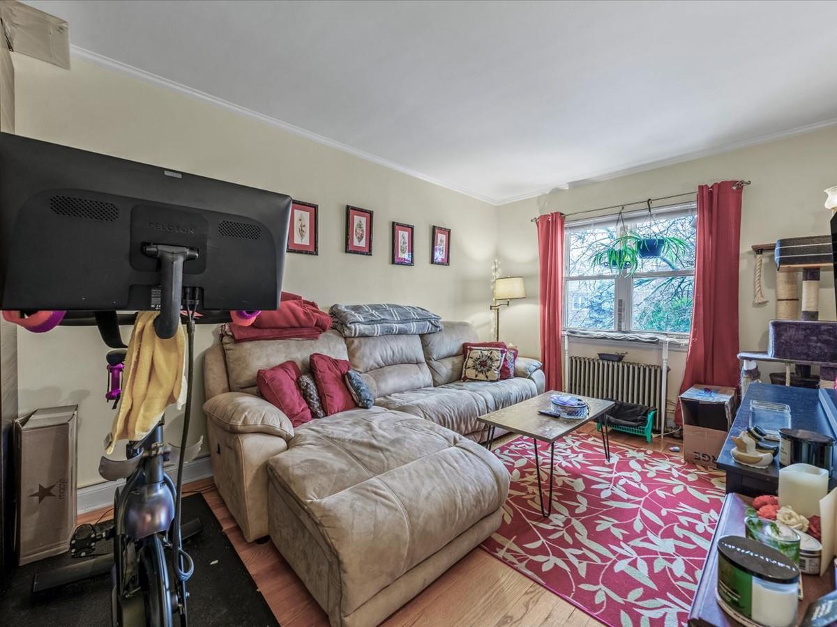 Single Family 26th  Queens, NY 11105, MLS-852424-7