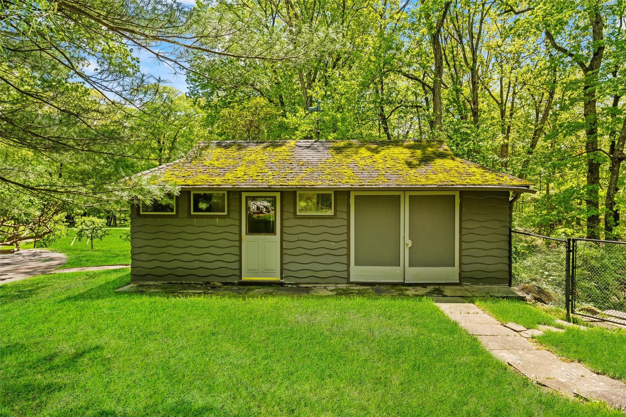 Single Family Hunterbrook  Westchester County, NY 10598, MLS-852428-34