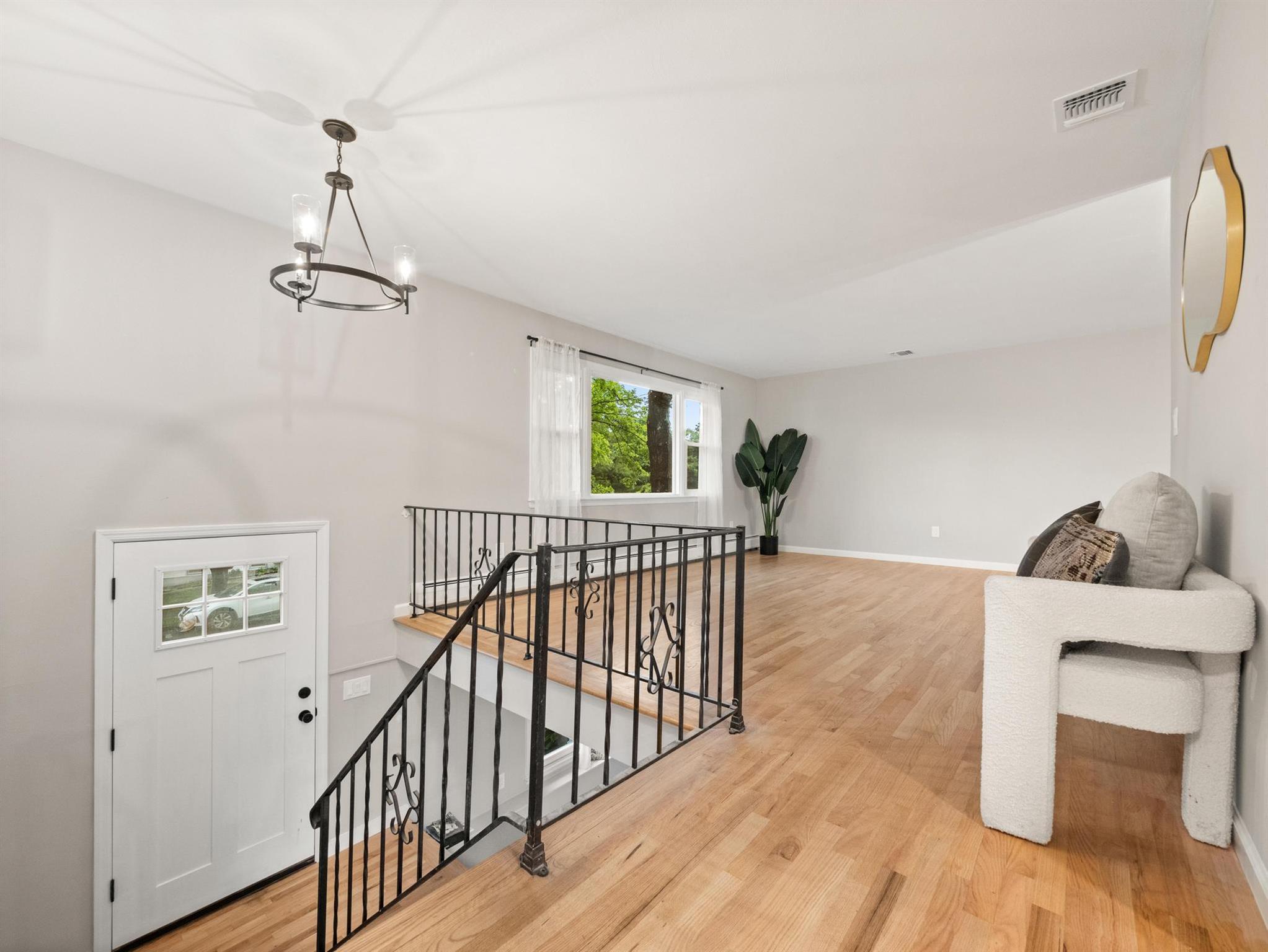 Single Family Pennsylvania  Rockland County, NY 10989, MLS-852430-2