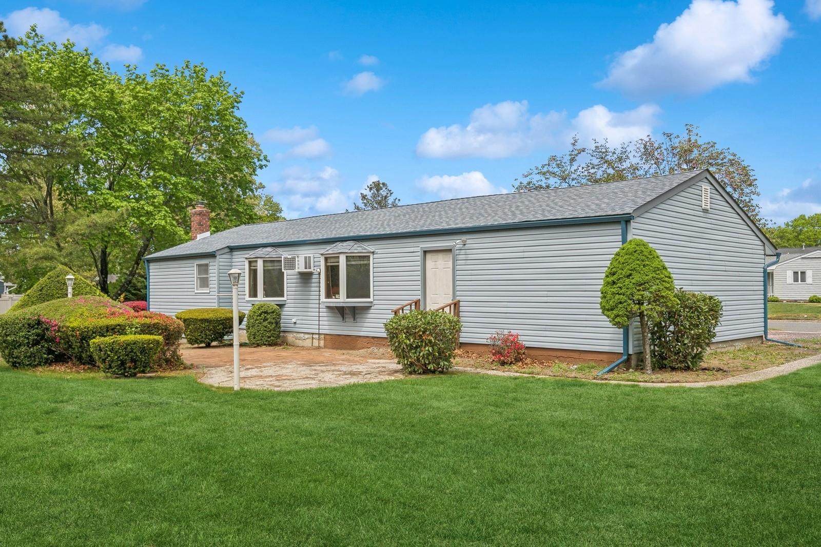 Single Family Milburn  Suffolk County, NY 11720, MLS-852431-11