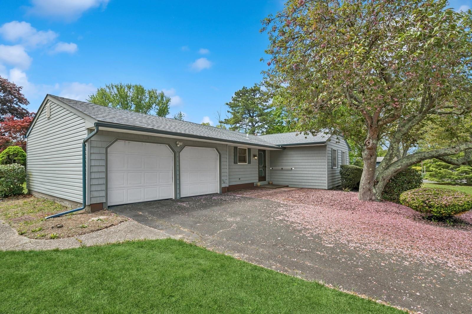 Single Family Milburn  Suffolk County, NY 11720, MLS-852431-13
