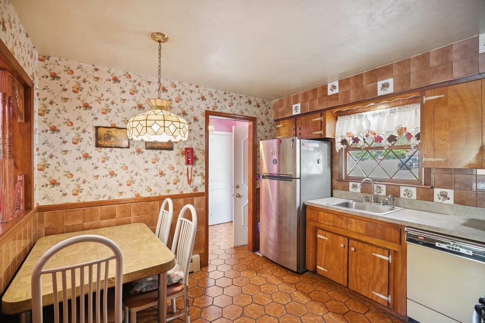 Single Family Milburn  Suffolk County, NY 11720, MLS-852431-17