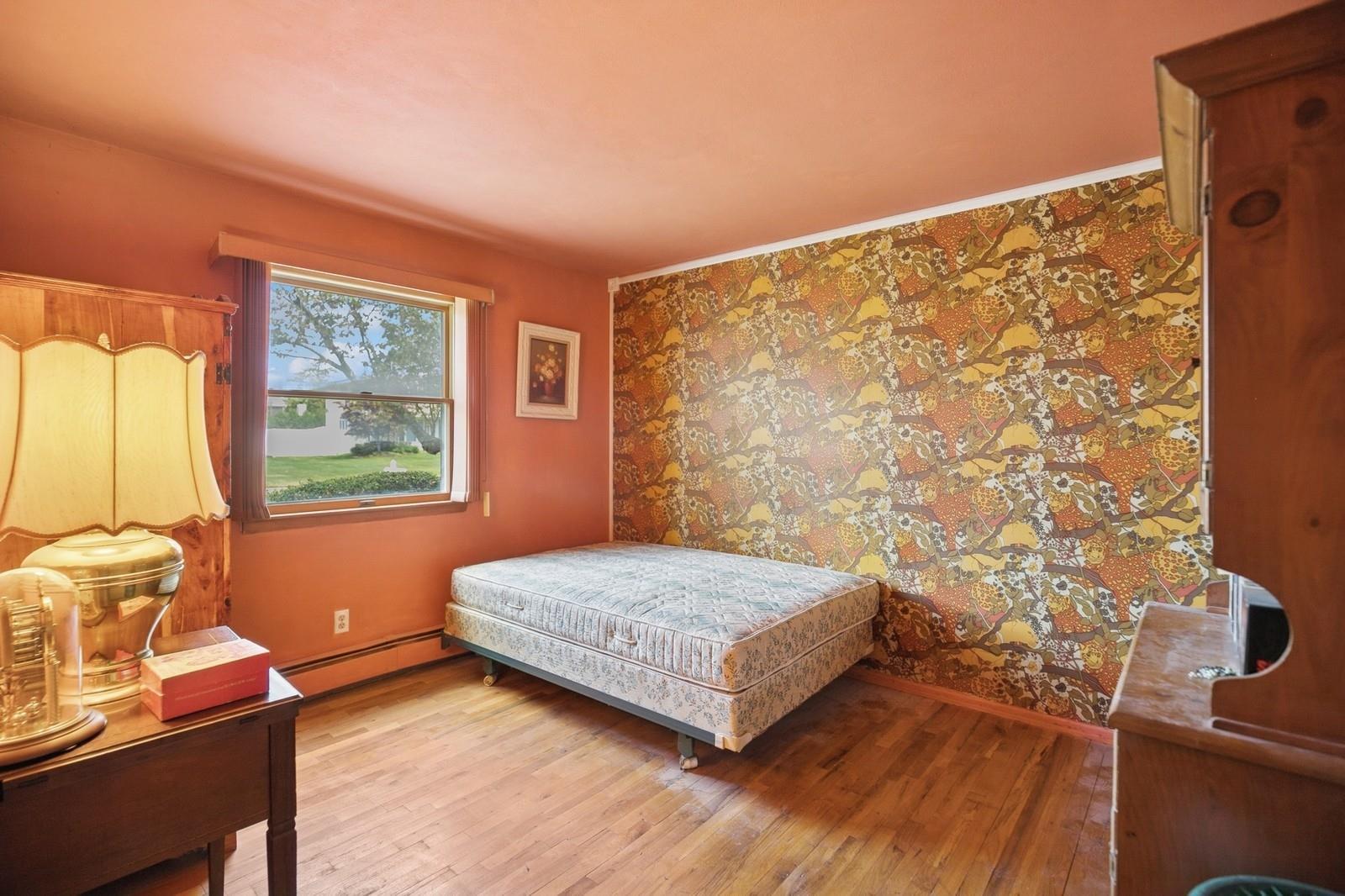 Single Family Milburn  Suffolk County, NY 11720, MLS-852431-30