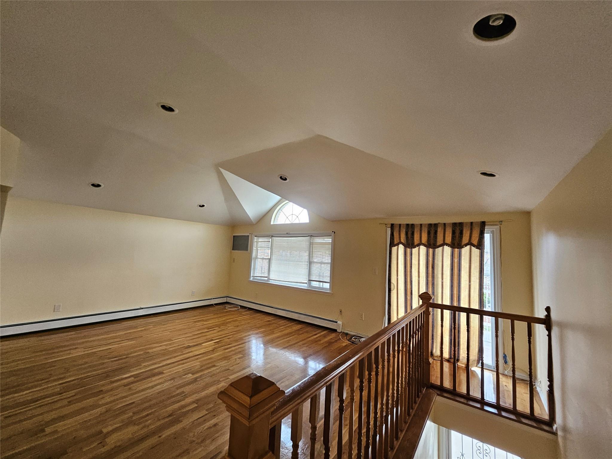Apartment 174 St  Queens, NY 11433, MLS-852438-5