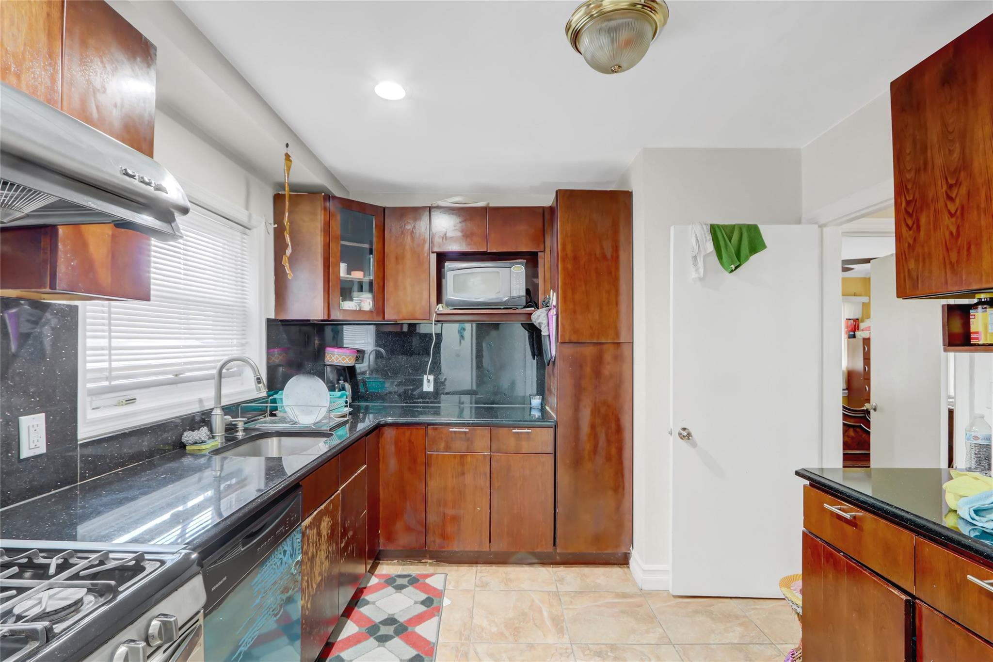 Single Family 169th Street  Queens, NY 11432, MLS-852442-14
