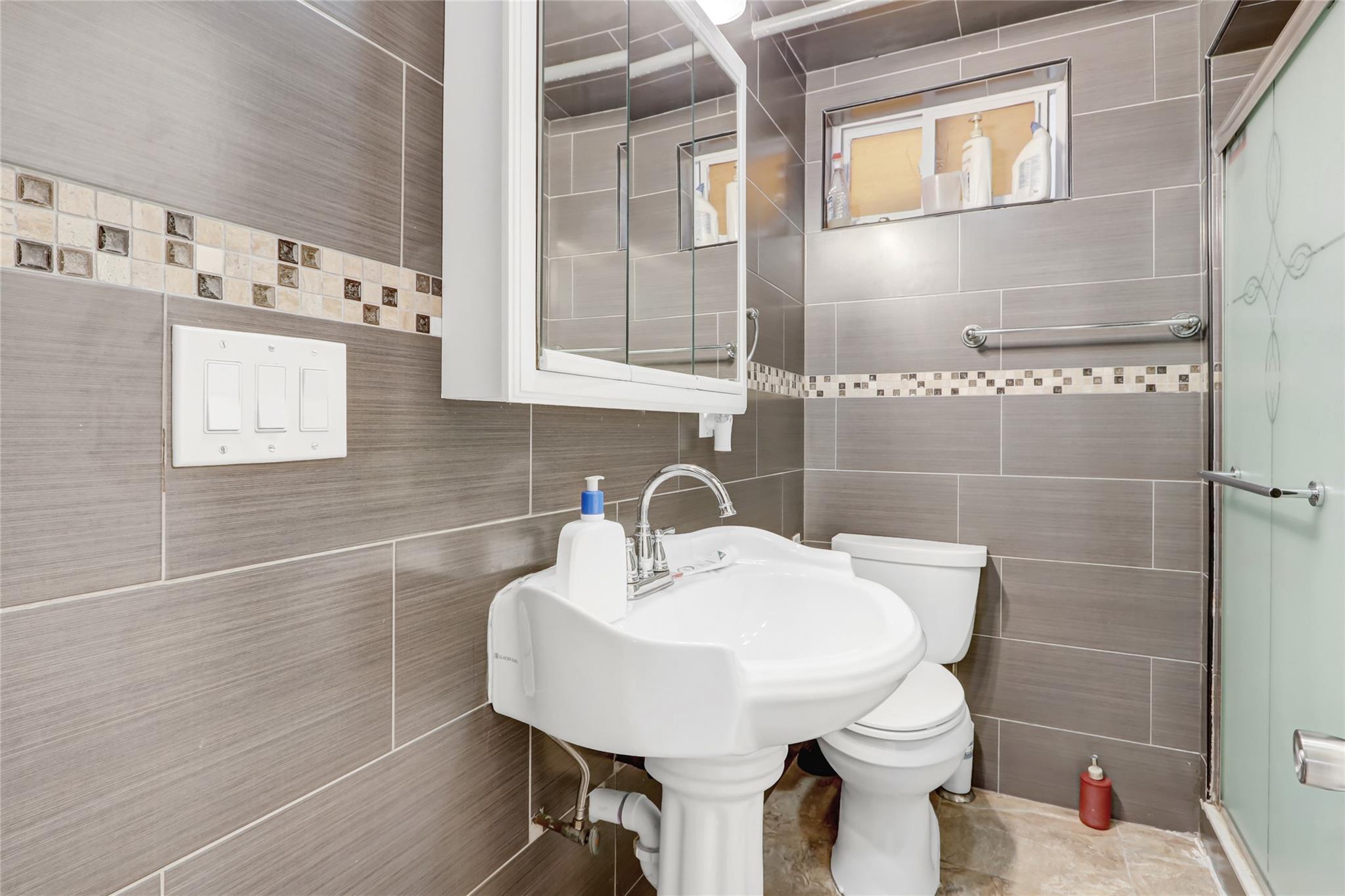 Single Family 169th Street  Queens, NY 11432, MLS-852442-20