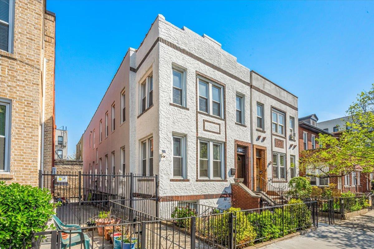Single Family 36th  Queens, NY 11103, MLS-852443-2