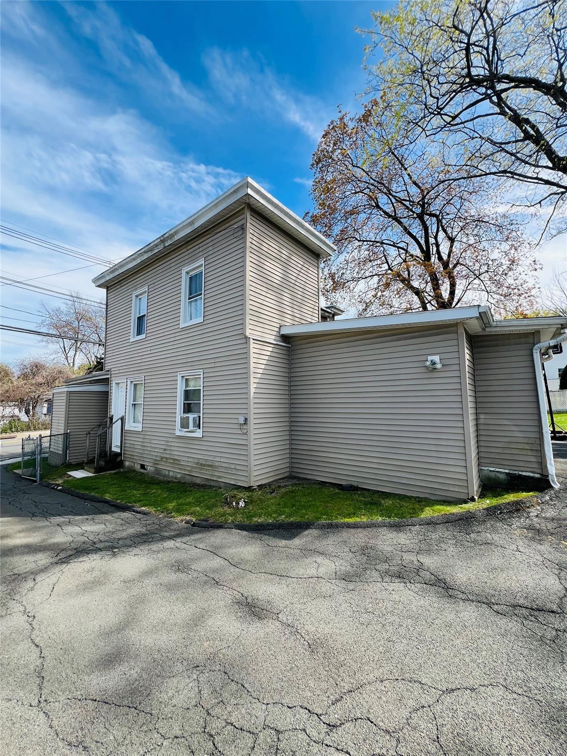 Single Family Main  Rockland County, NY 10923, MLS-852457-3