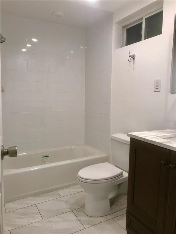 Single Family Main  Rockland County, NY 10923, MLS-852457-9