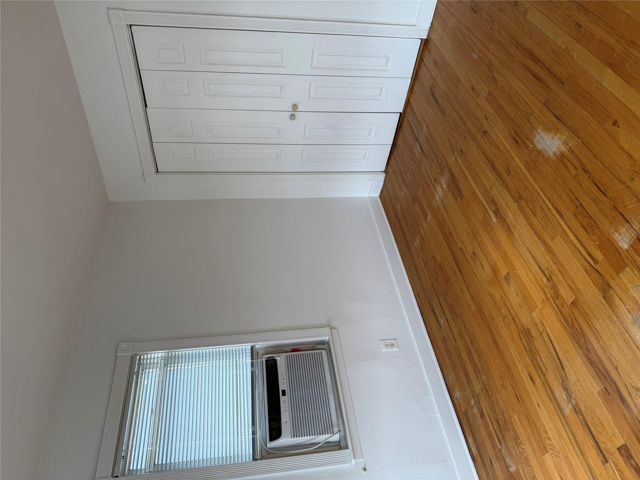 Single Family 246th  Nassau County, NY 11001, MLS-852461-14