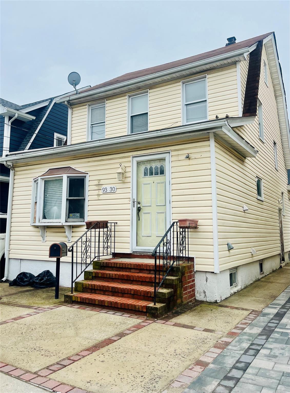 Single Family 246th  Nassau County, NY 11001, MLS-852461-2