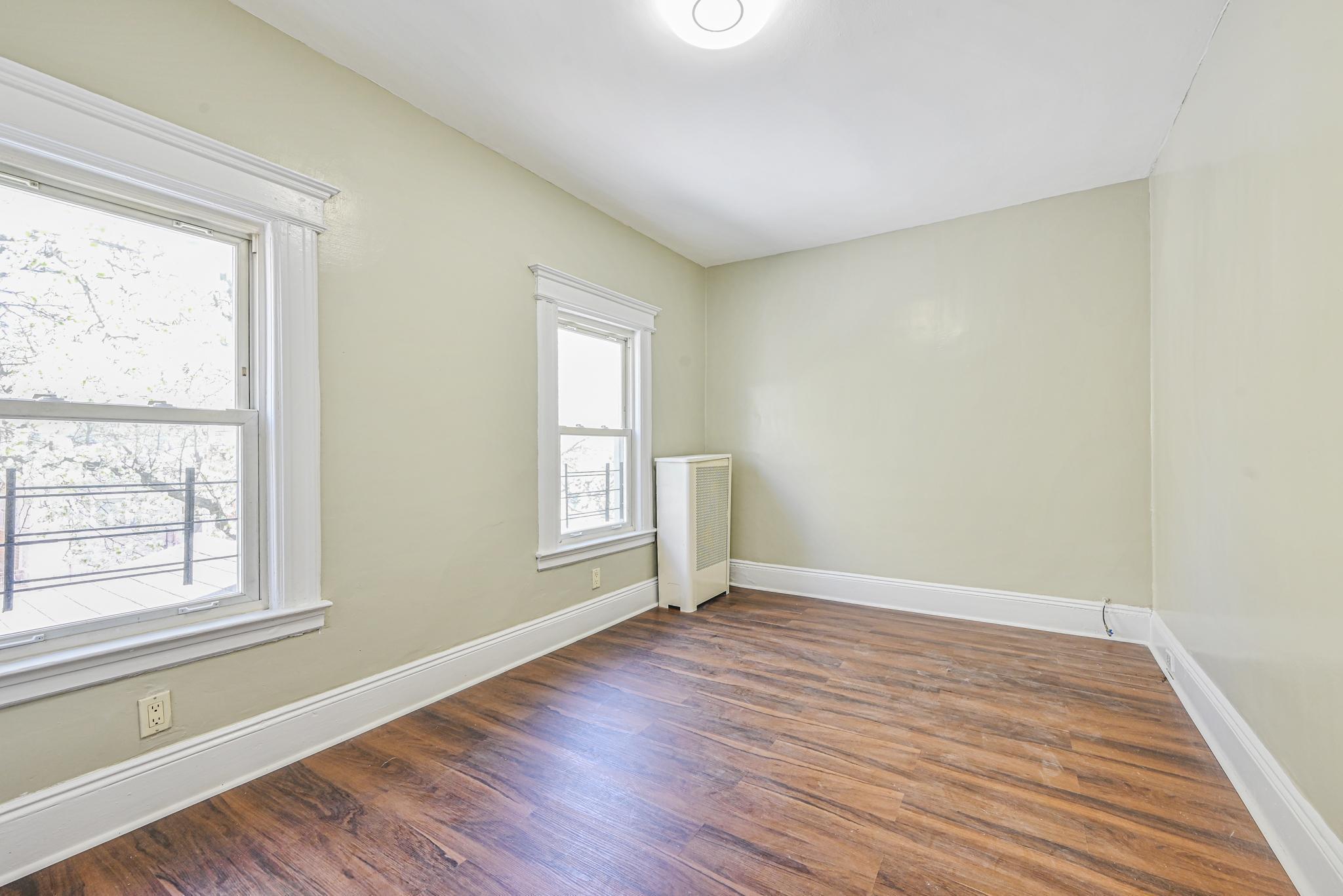 Single Family Remington  Queens, NY 11435, MLS-852464-11