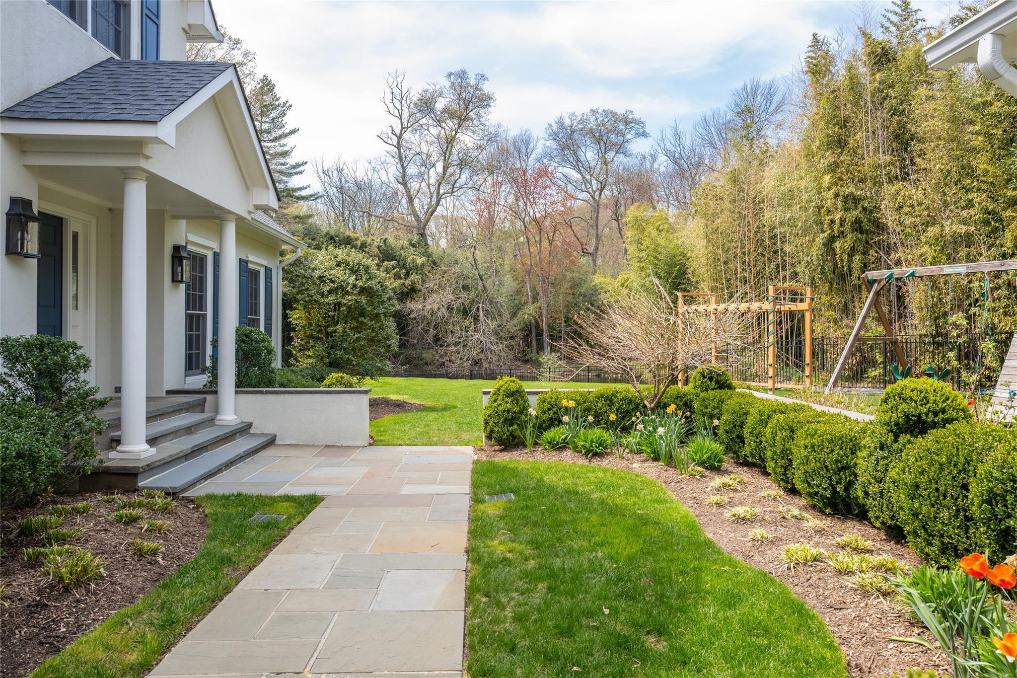 Single Family Morgan  Nassau County, NY 11560, MLS-852473-27