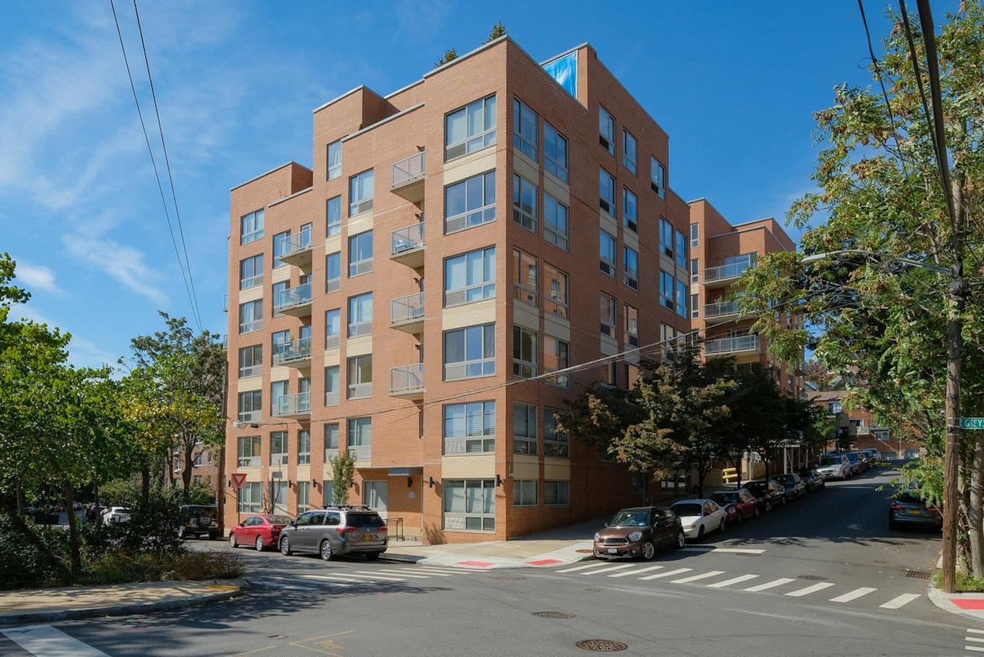 Apartment Greystone  Bronx, NY 10463, MLS-852479-15