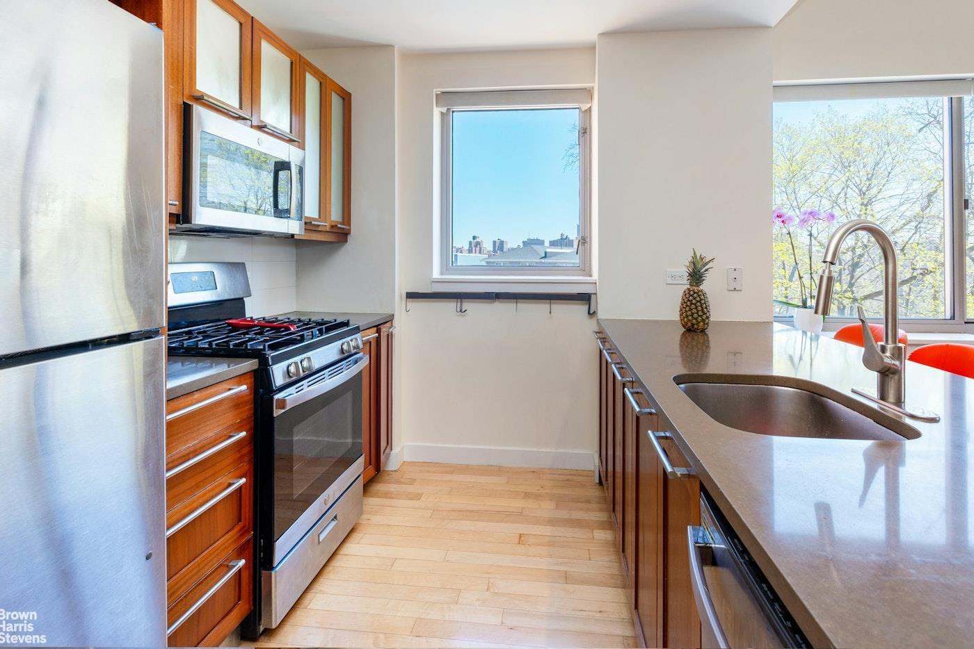 Apartment Greystone  Bronx, NY 10463, MLS-852479-4