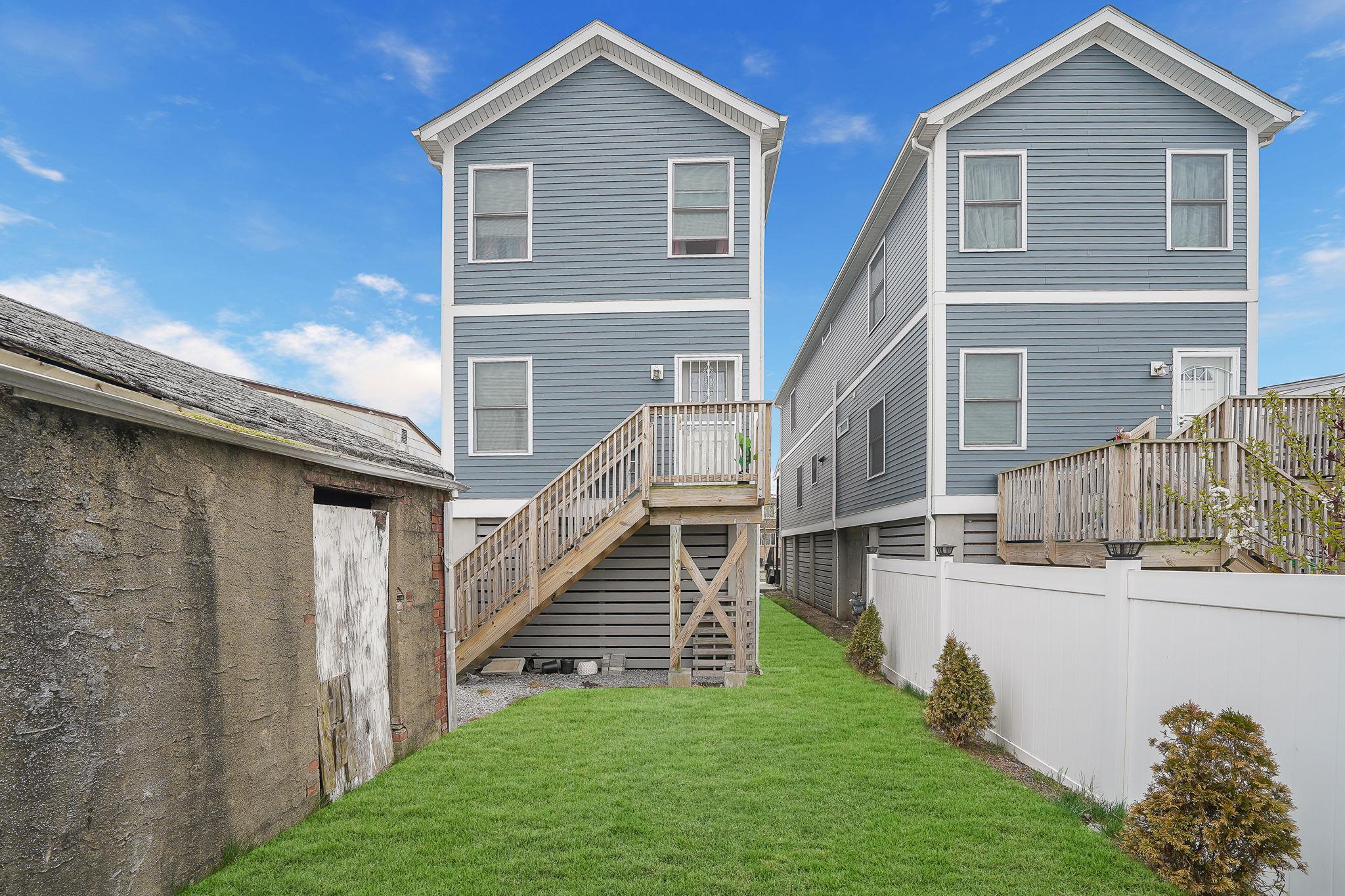 Single Family Burchell  Queens, NY 11692, MLS-852485-11