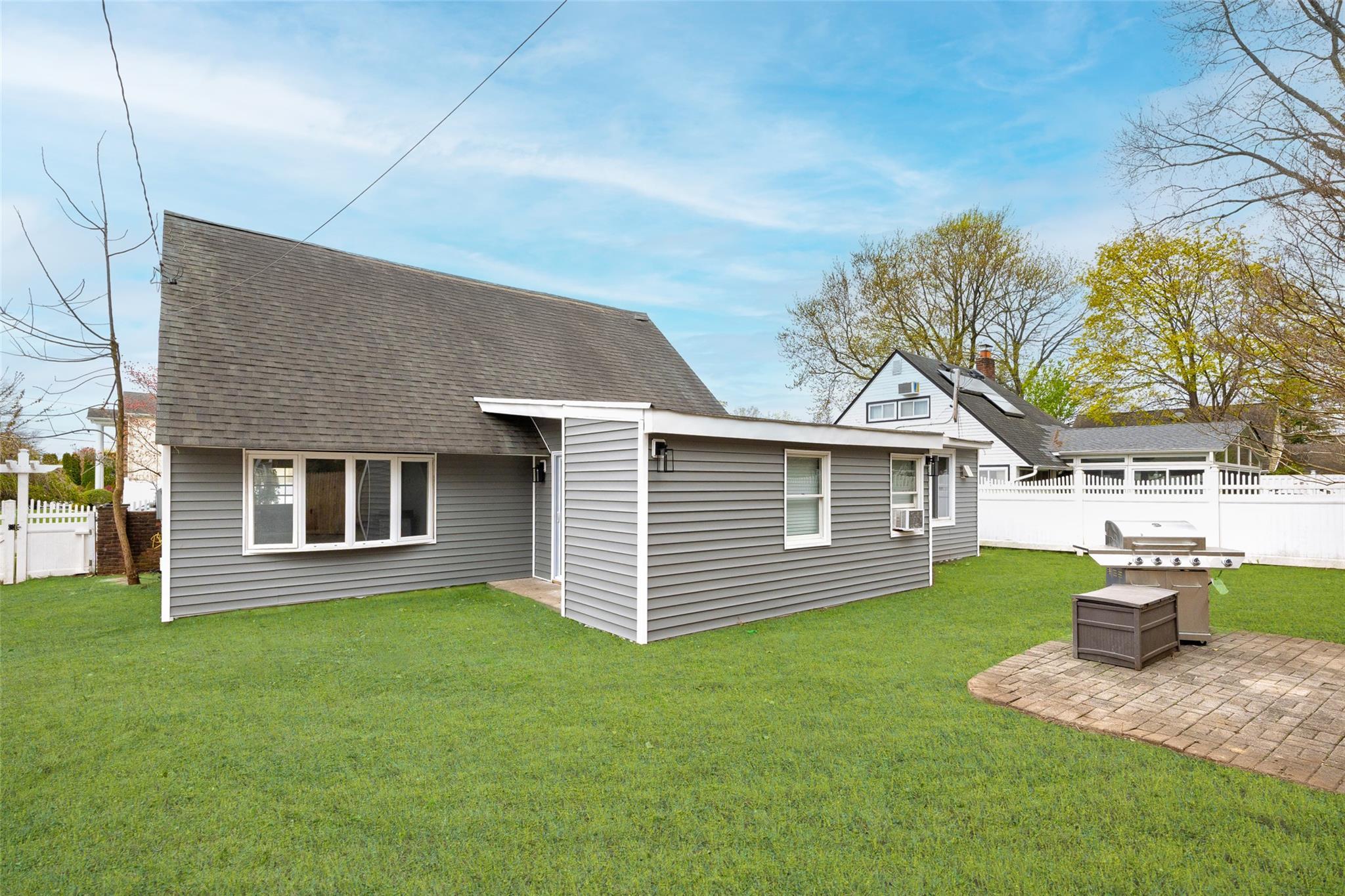 Single Family Tiptop  Nassau County, NY 11801, MLS-852499-28