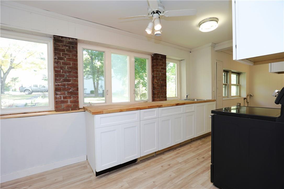 Single Family Glasco  Ulster County, NY 12477, MLS-852500-22