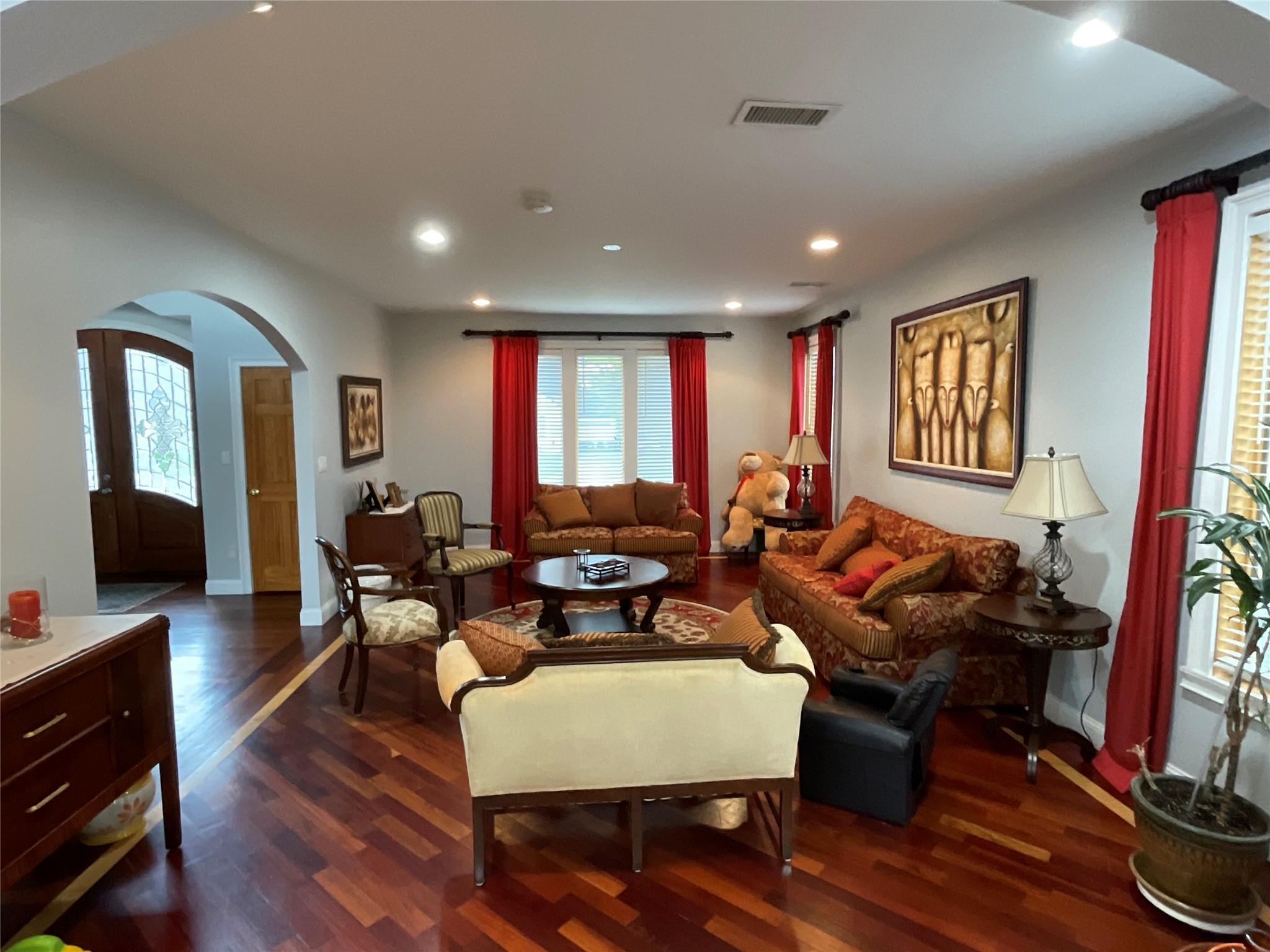 Single Family Old Britton  Nassau County, NY 11710, MLS-852508-6