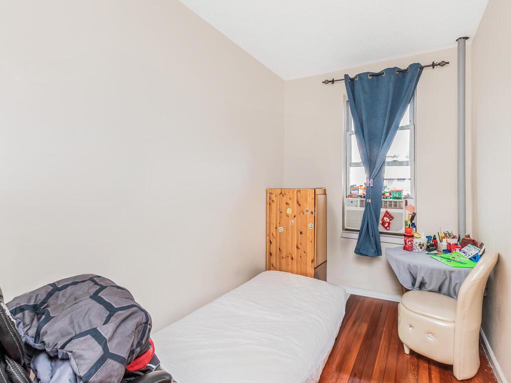 Single Family Cross Bronx  Bronx, NY 10472, MLS-852529-8