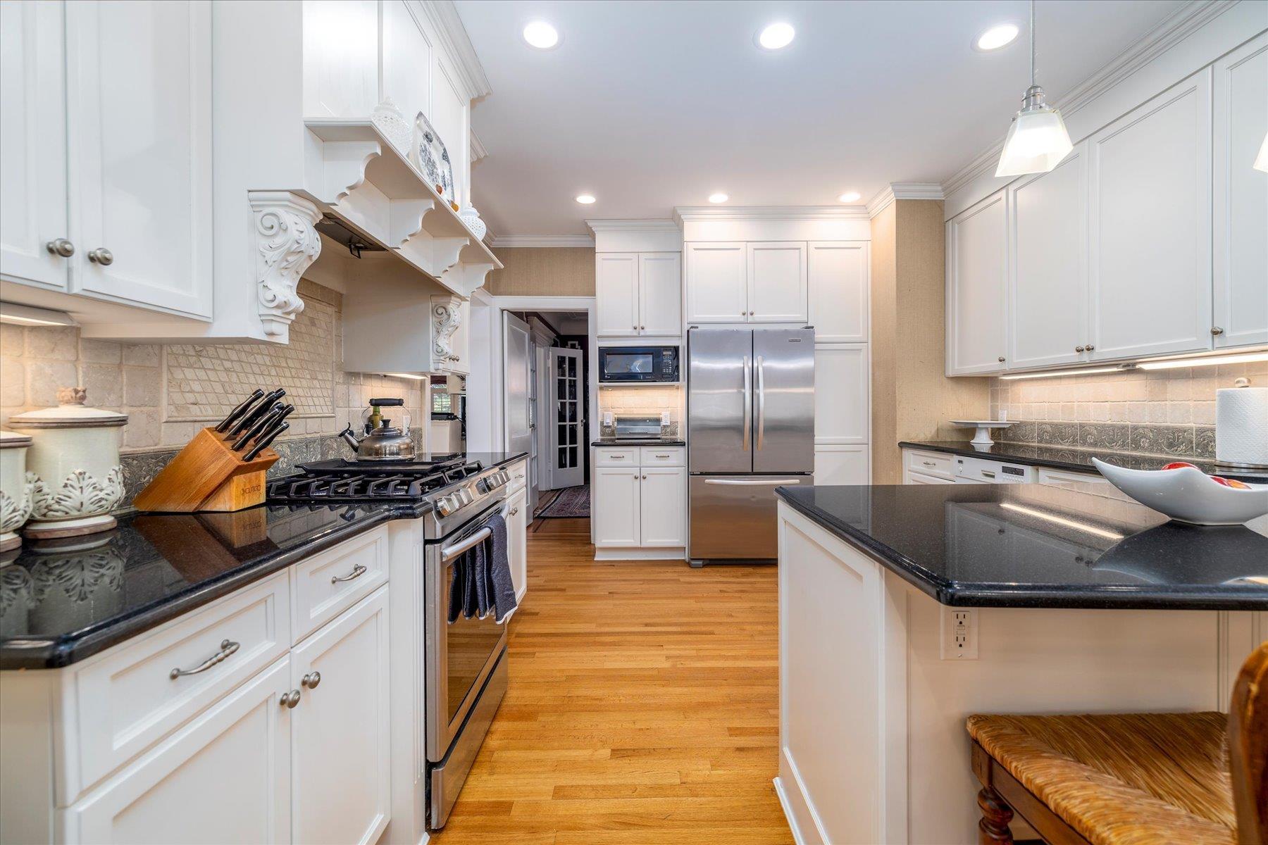 Single Family Hempstead  Nassau County, NY 11570, MLS-852546-16