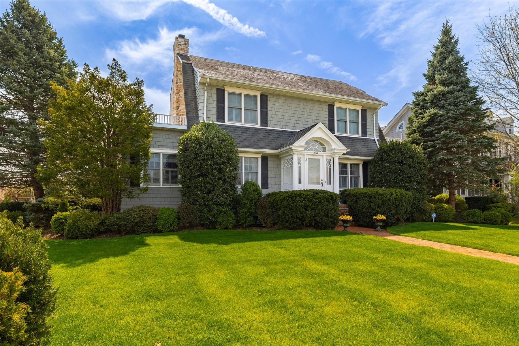 Single Family Hempstead  Nassau County, NY 11570, MLS-852546-3
