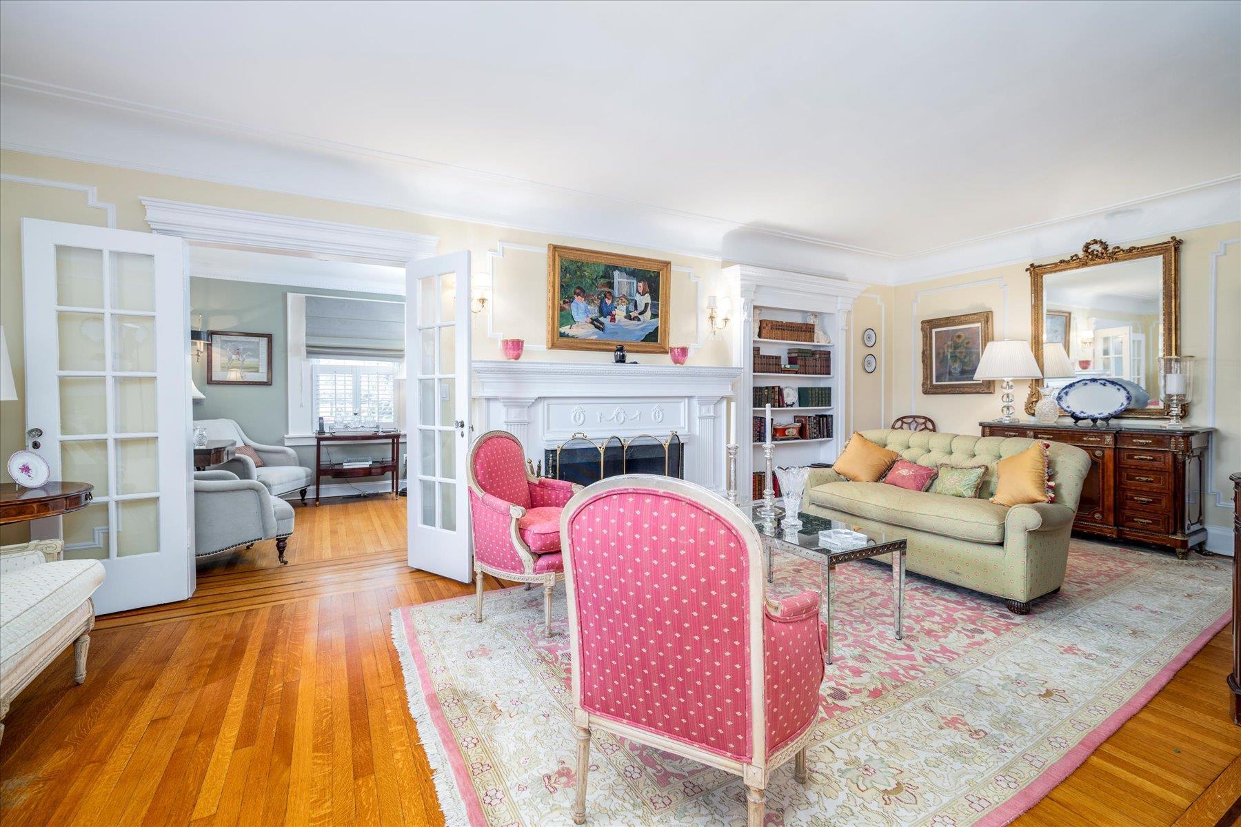 Single Family Hempstead  Nassau County, NY 11570, MLS-852546-8