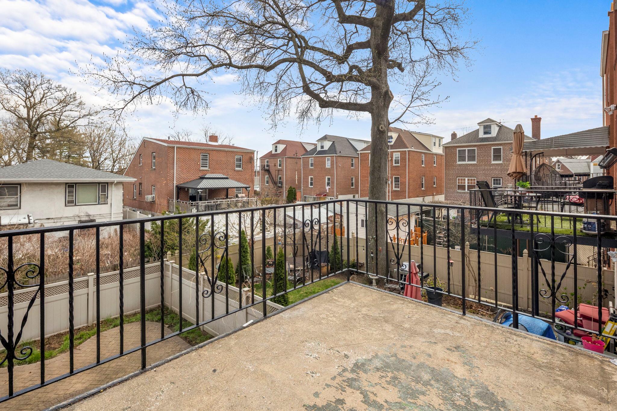 Single Family Tenbroeck  Bronx, NY 10469, MLS-852547-10