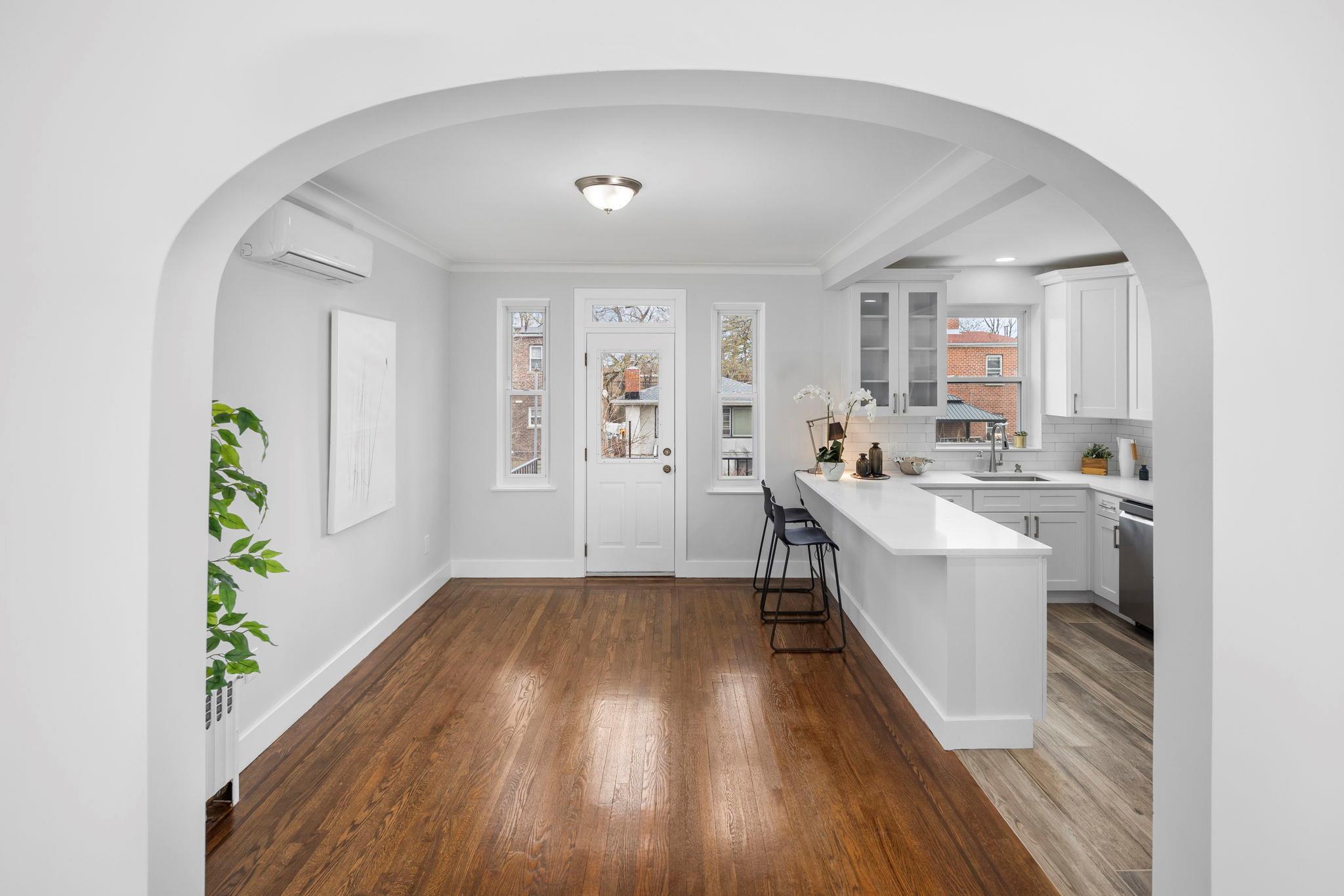 Single Family Tenbroeck  Bronx, NY 10469, MLS-852547-12