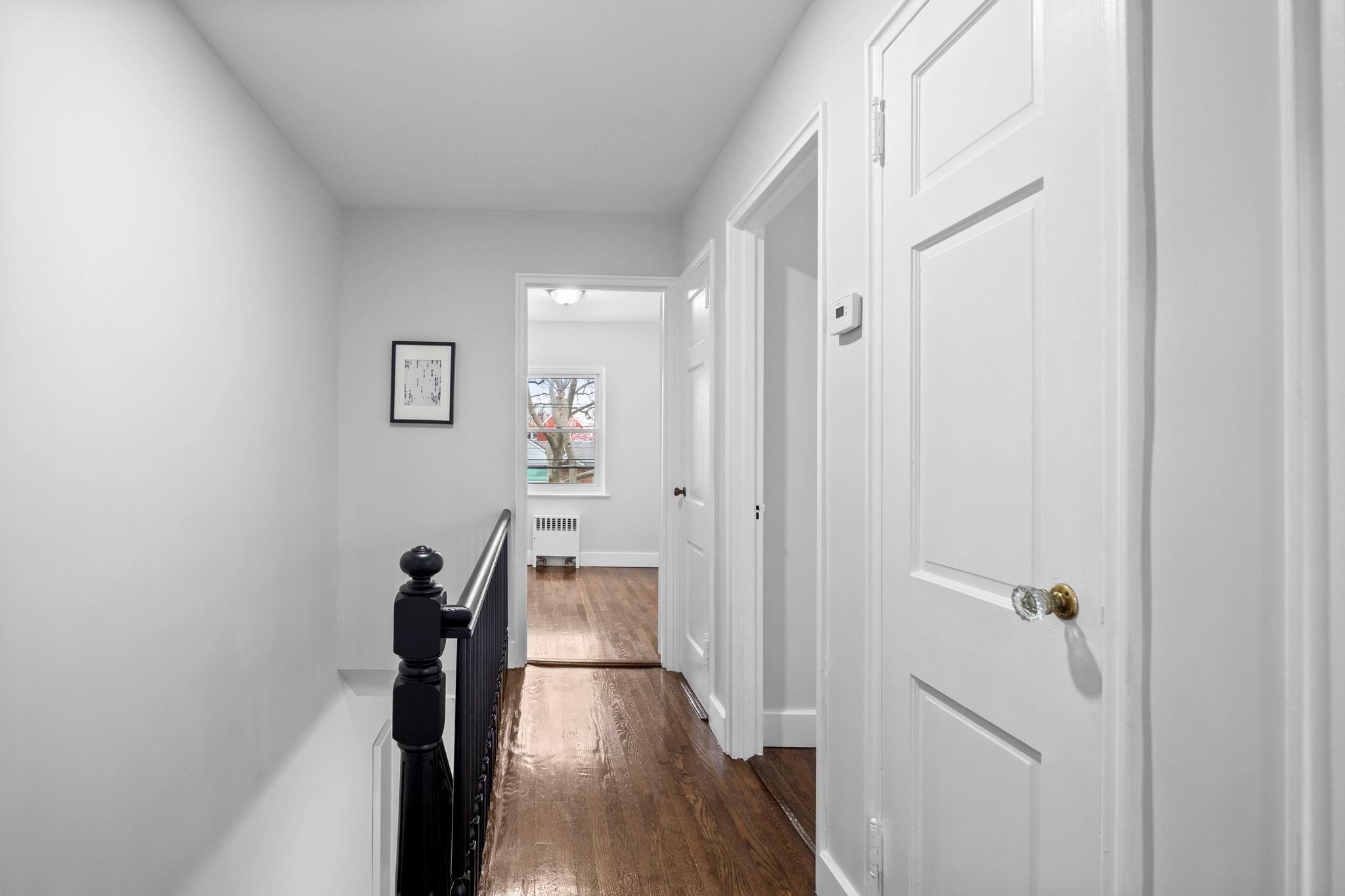 Single Family Tenbroeck  Bronx, NY 10469, MLS-852547-16