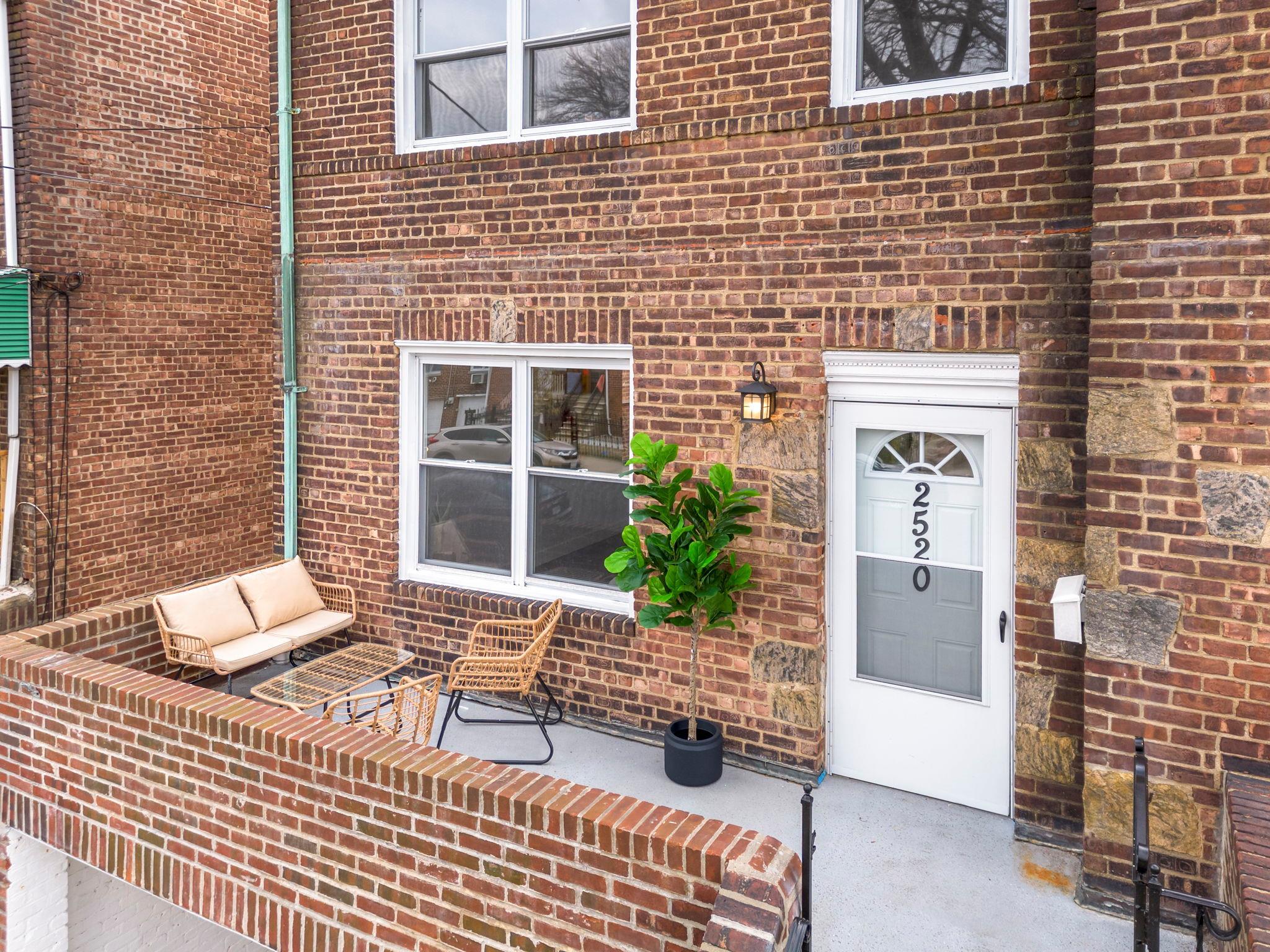Single Family Tenbroeck  Bronx, NY 10469, MLS-852547-2