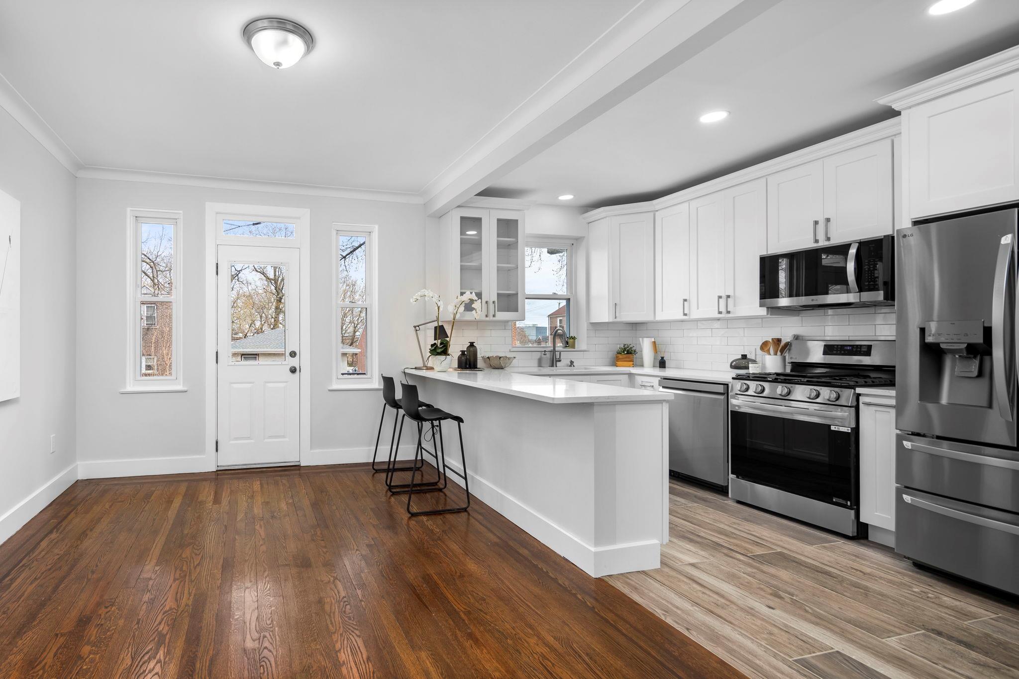 Single Family Tenbroeck  Bronx, NY 10469, MLS-852547-8