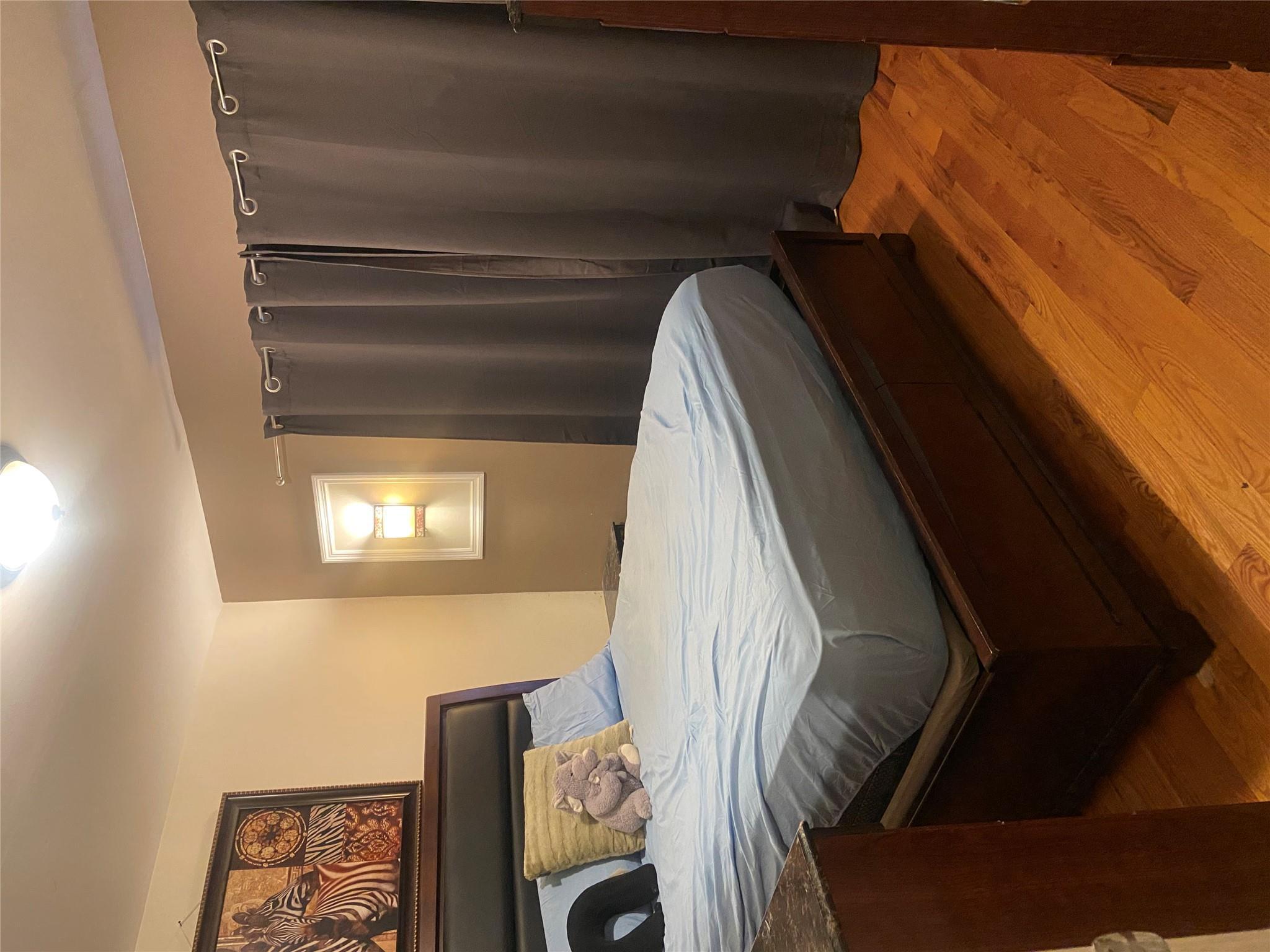 Single Family 223rd  Bronx, NY 10466, MLS-852550-12