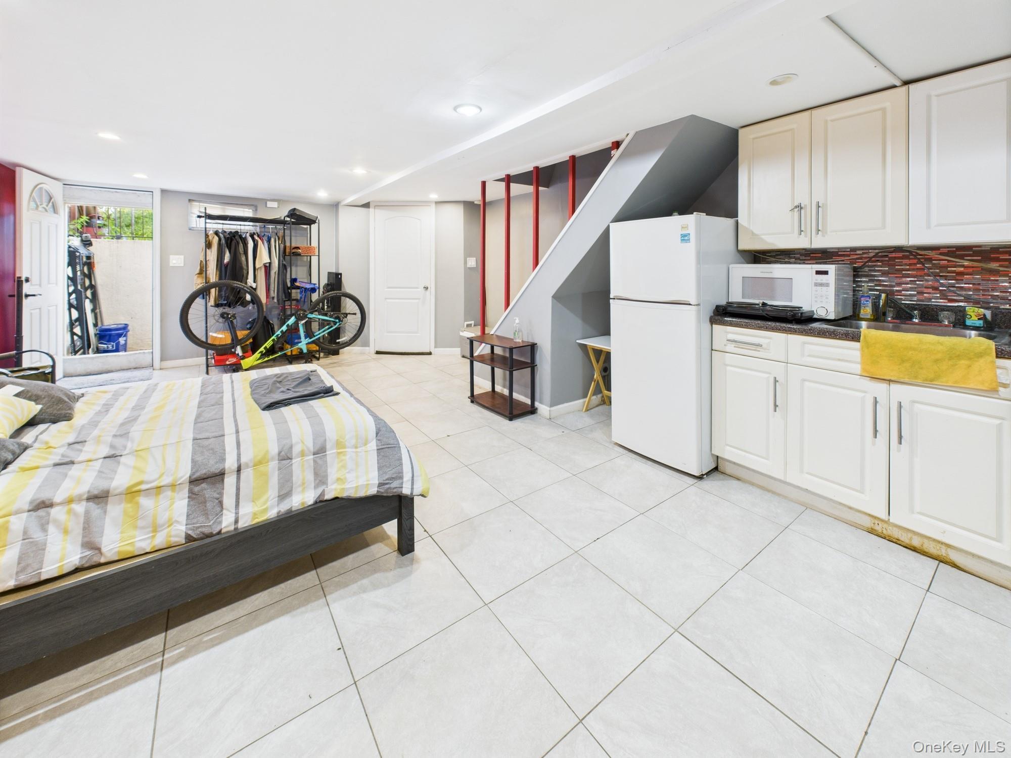 Single Family 223rd Bronx, NY 10466, MLS-852550-20